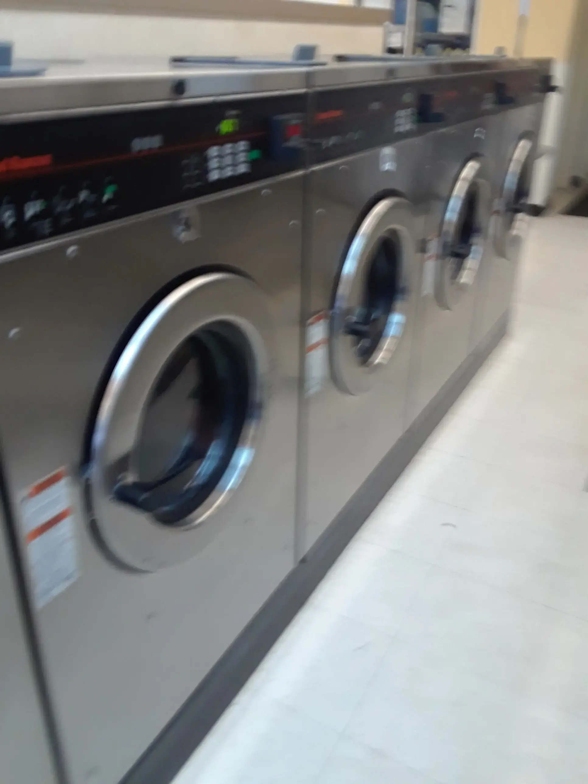 Temescal Wash and Dry - Image 16