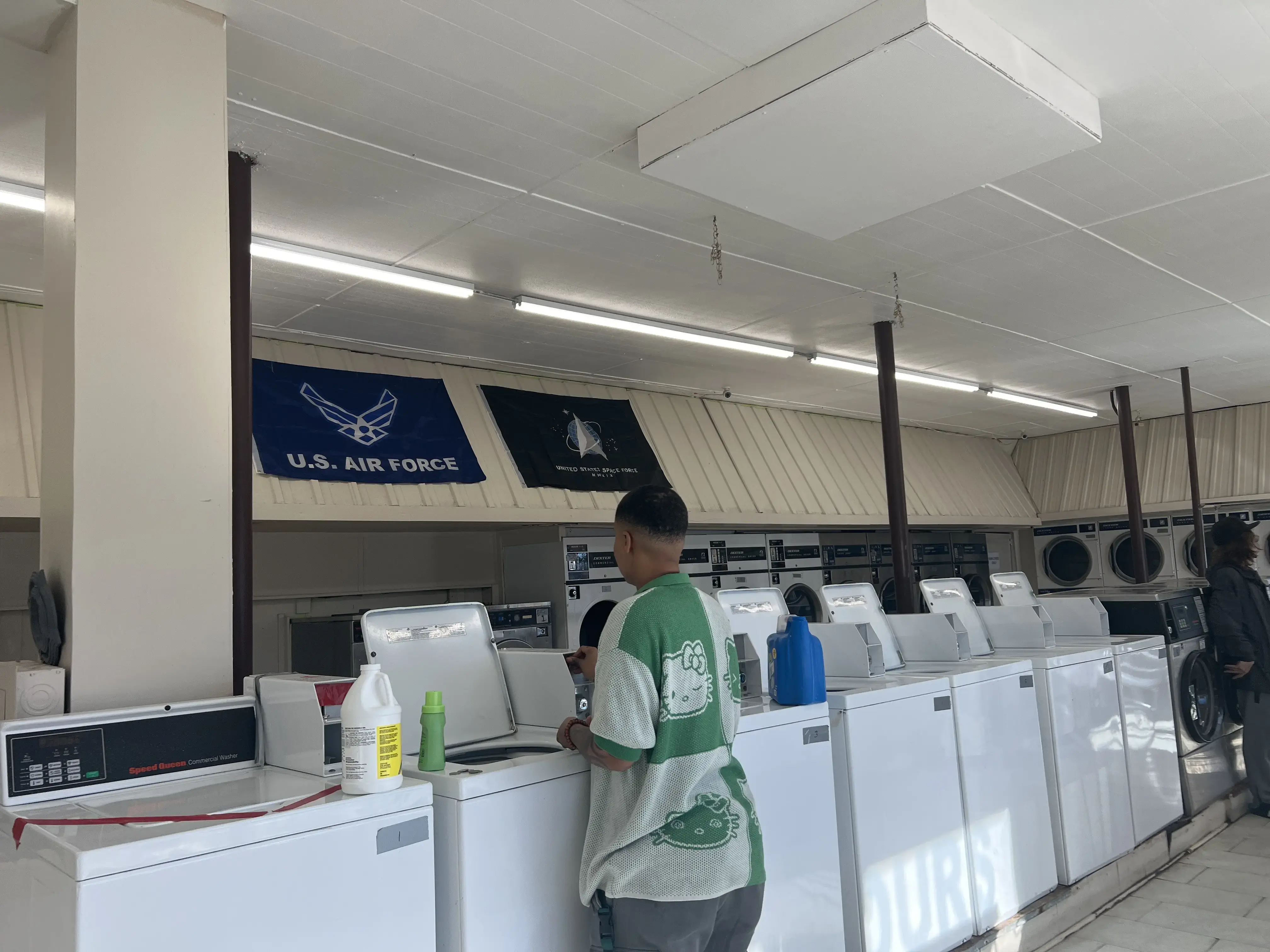 Terrys Coin Laundry - Image 5