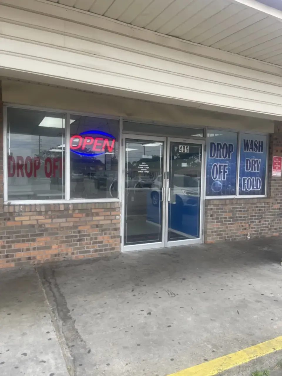 Terrytown Coin Laundry - Image 13