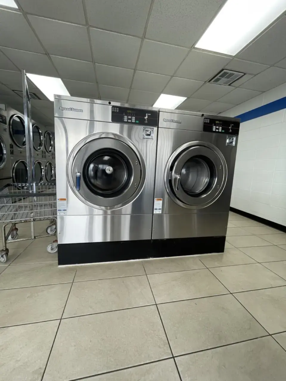 Terrytown Coin Laundry - Image 7