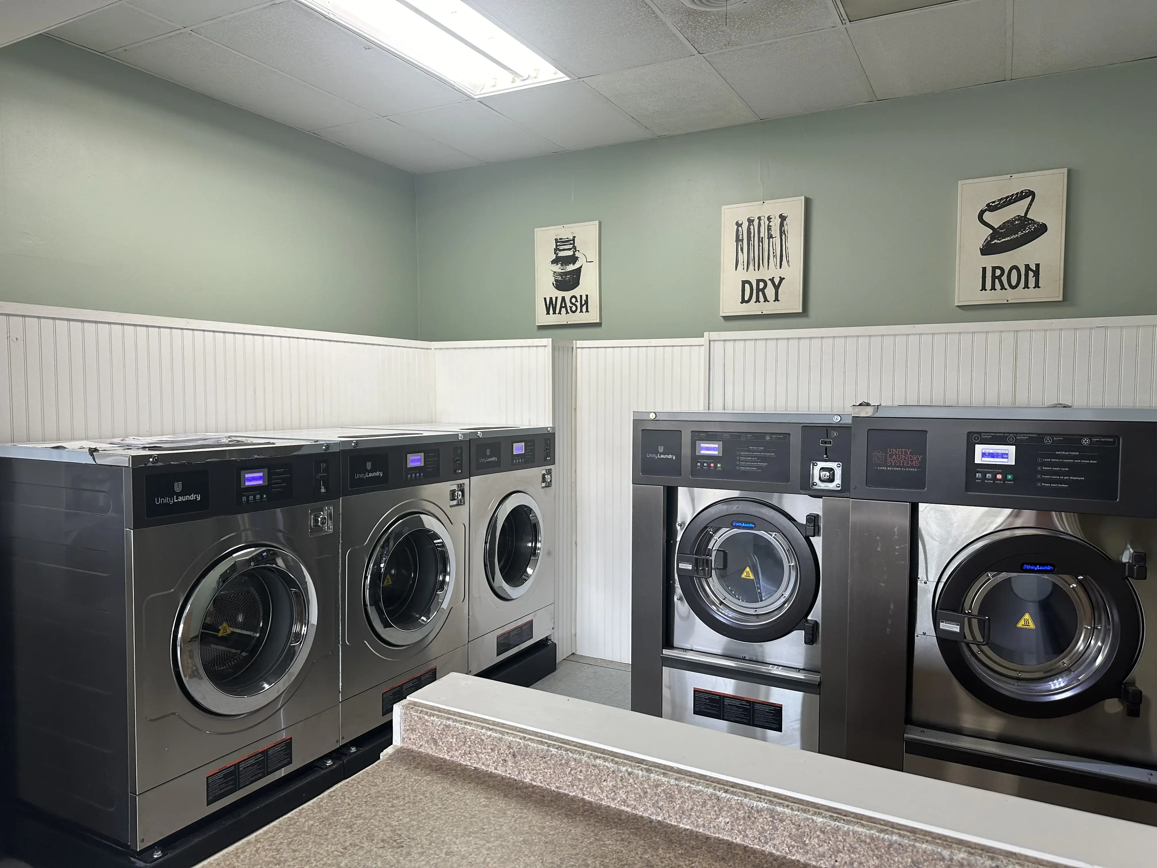 Texian 24 Hour Laundromat - Image 7