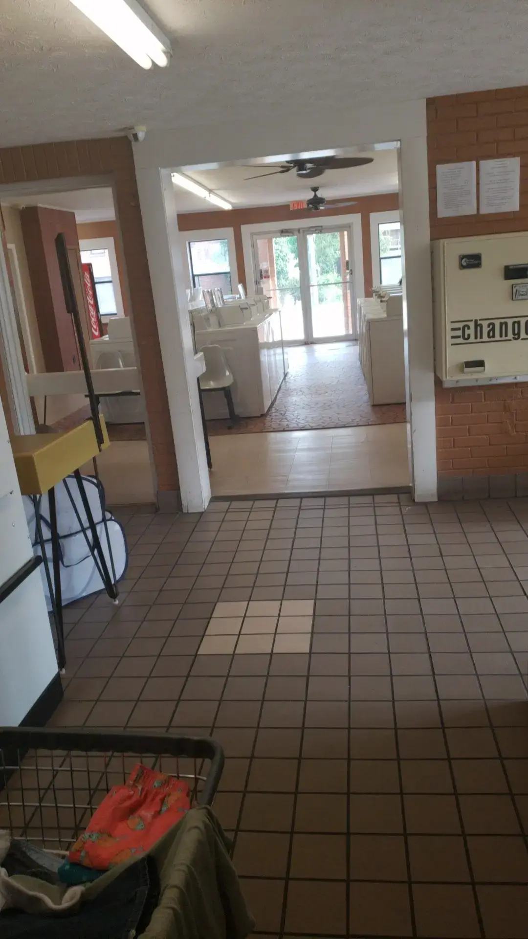 Thach Hut Laundry thumbnail 6