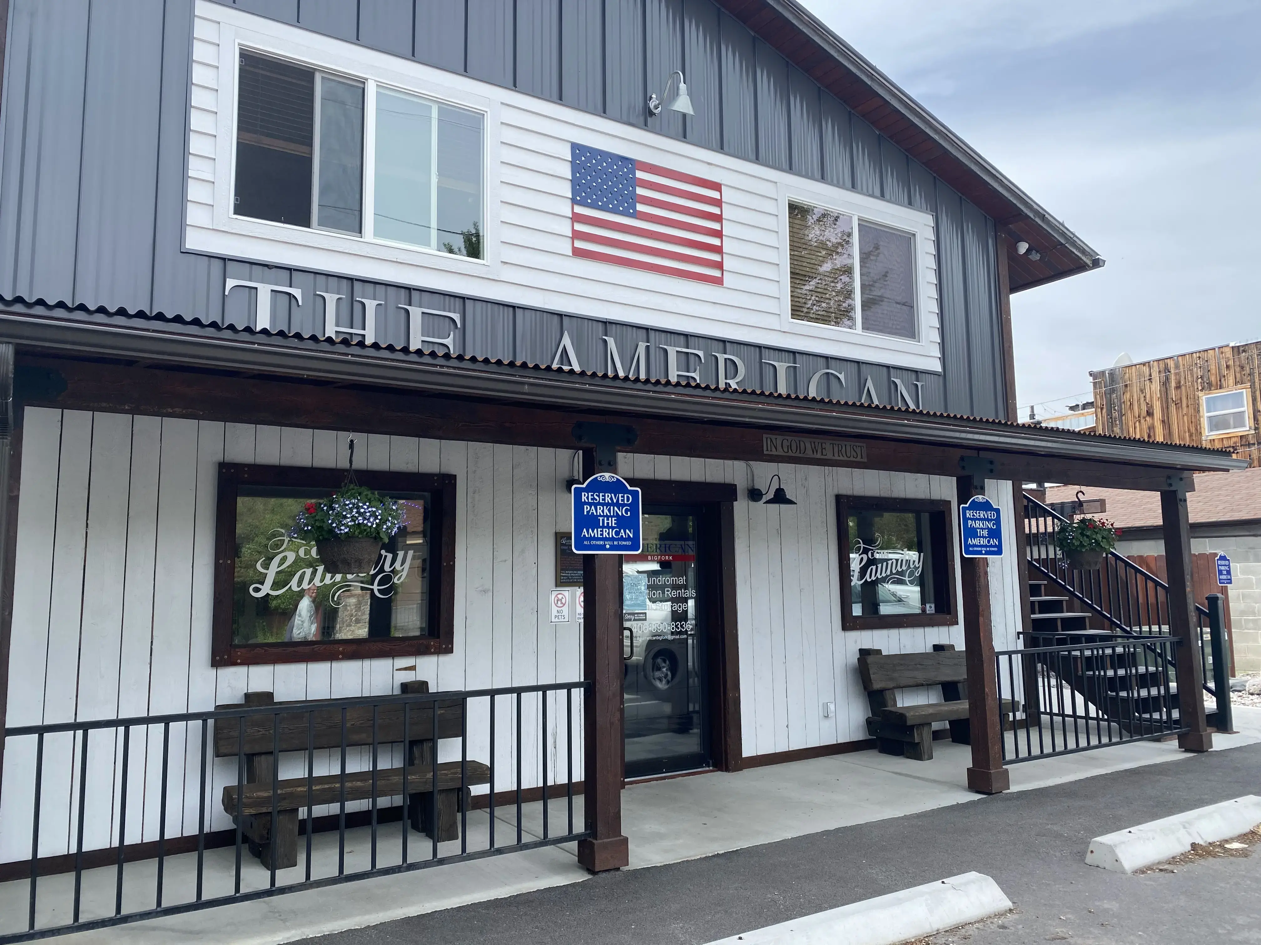 The American Bigfork - Laundromat - Image 5