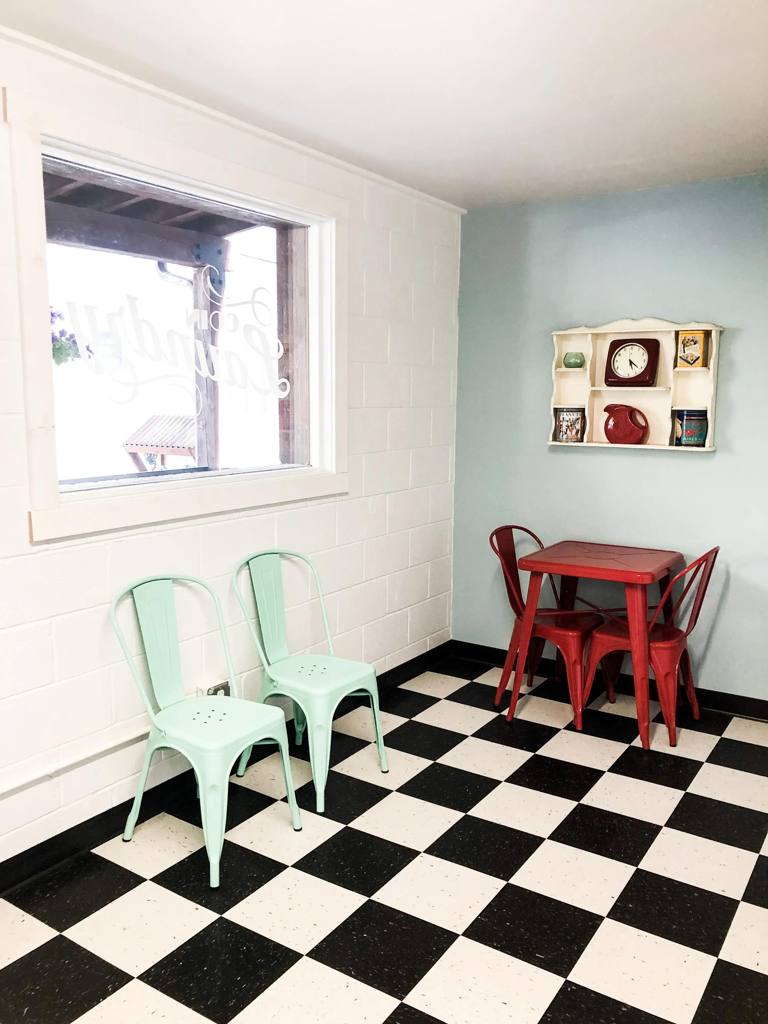 The American Bigfork - Laundromat thumbnail 18