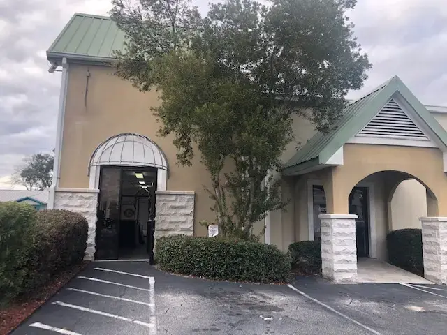 The Best Cleaners & Laundry - Image 17