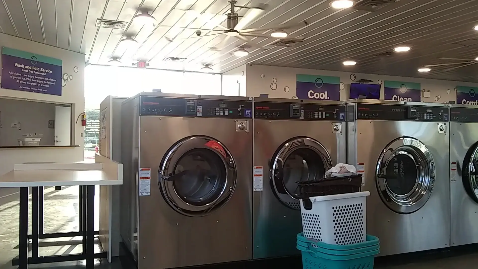The Big Clean Laundromat - Mays - Image 8