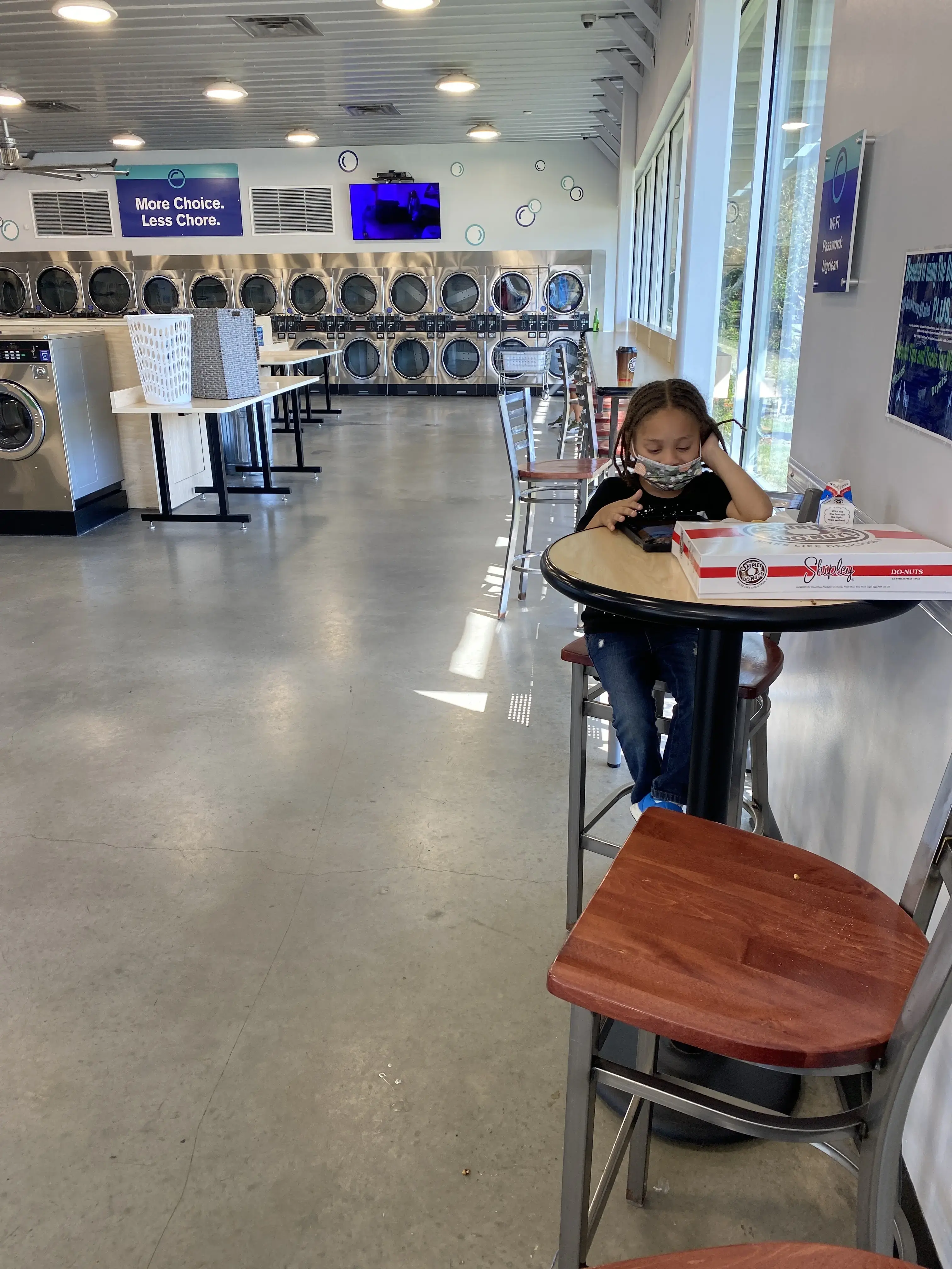 The Big Clean Laundromat - Mays thumbnail 11