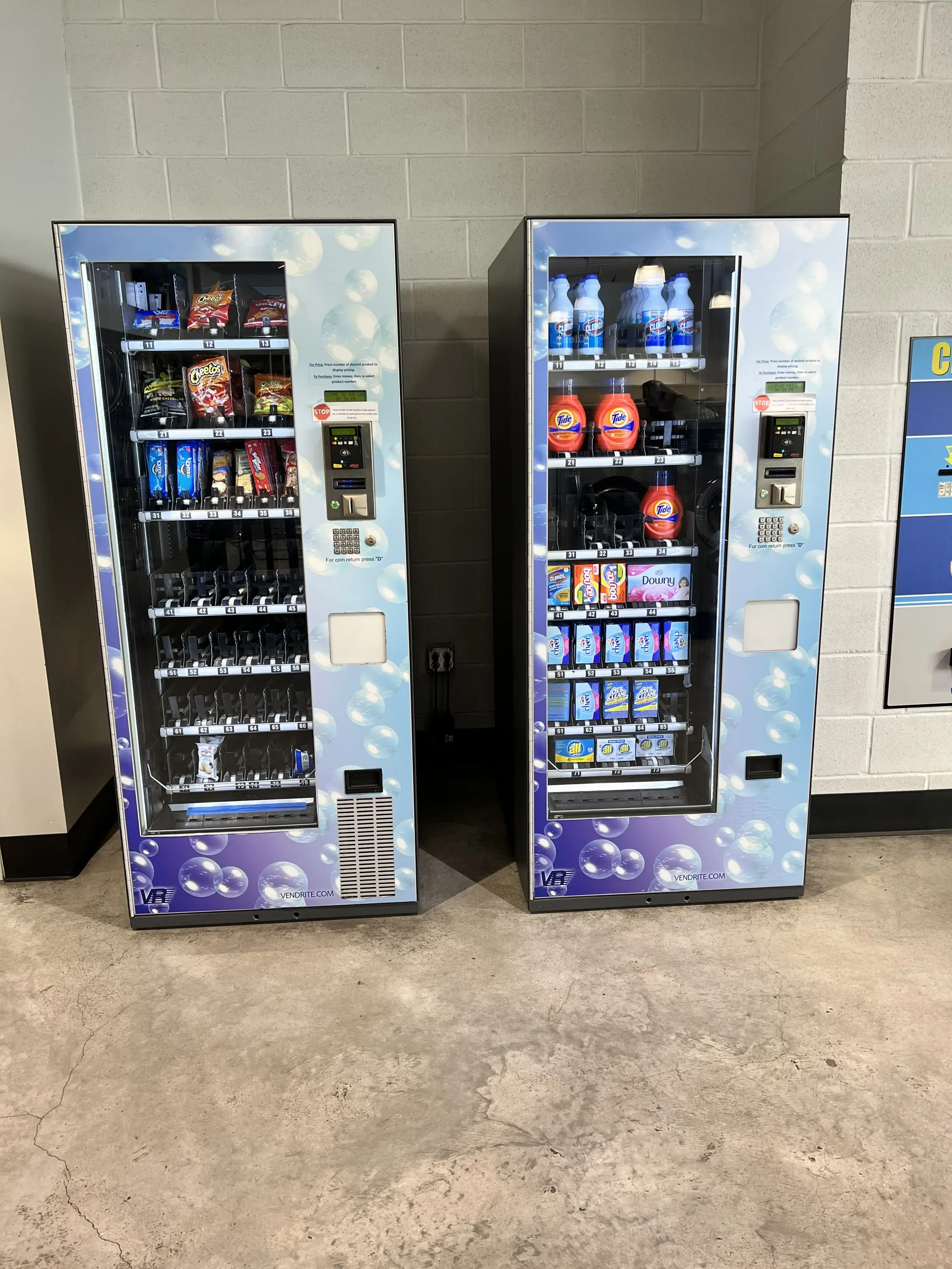 The Big Clean Laundromat - MLK - Image 8