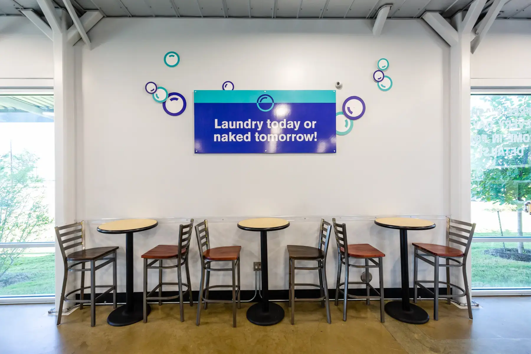 The Big Clean Laundromat - Parmer thumbnail 5