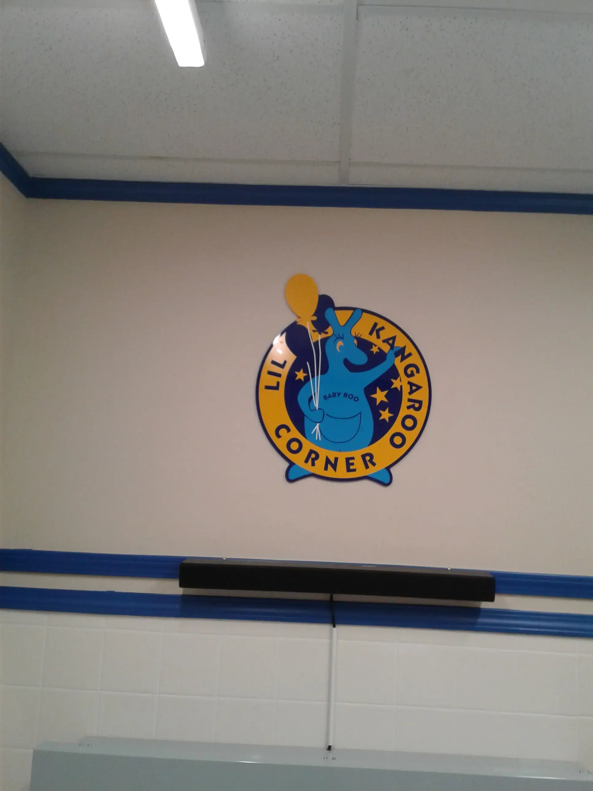 The Blue Kangaroo thumbnail 12