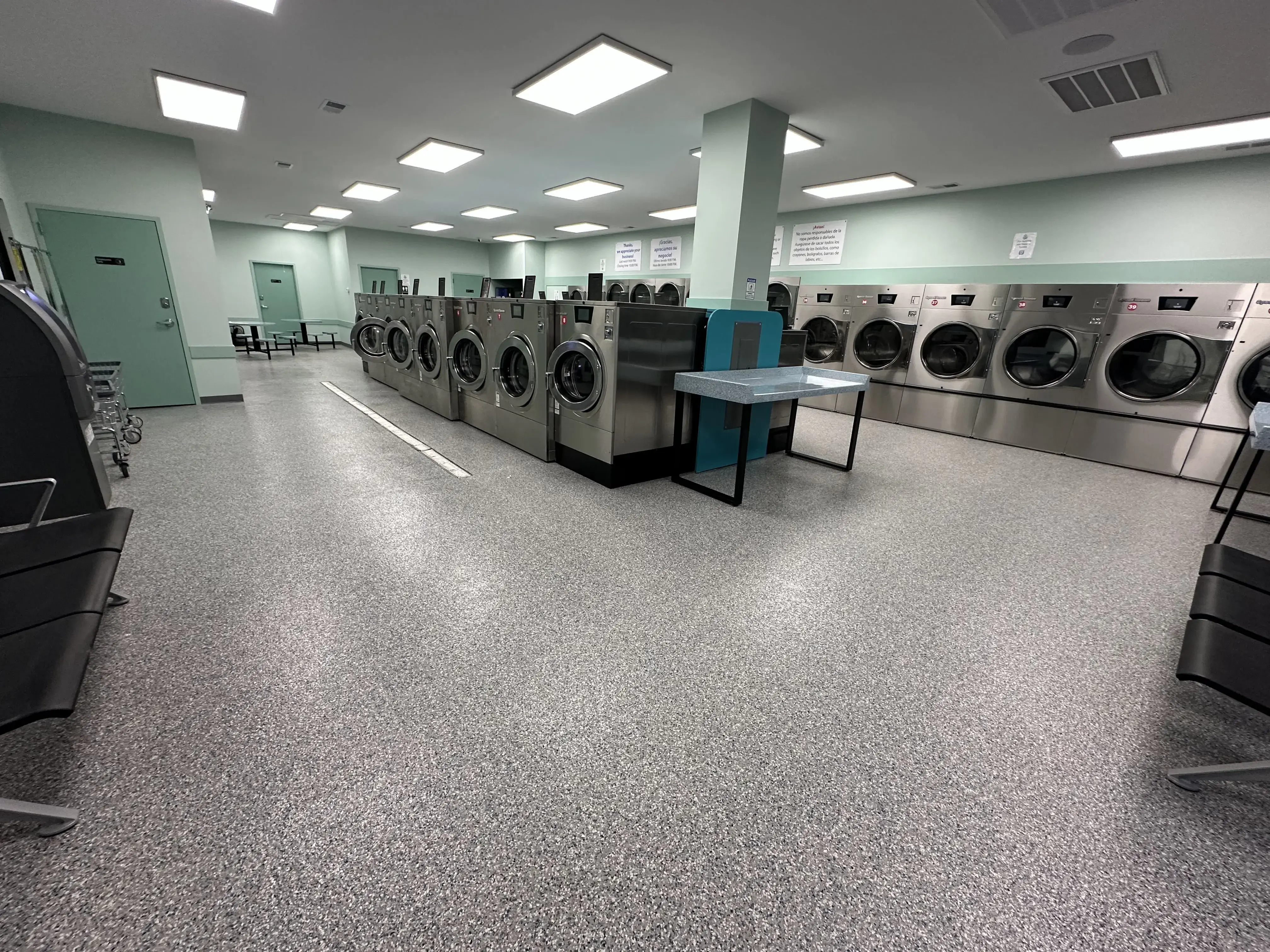 The Bubble Hut Coin Laundry thumbnail 8