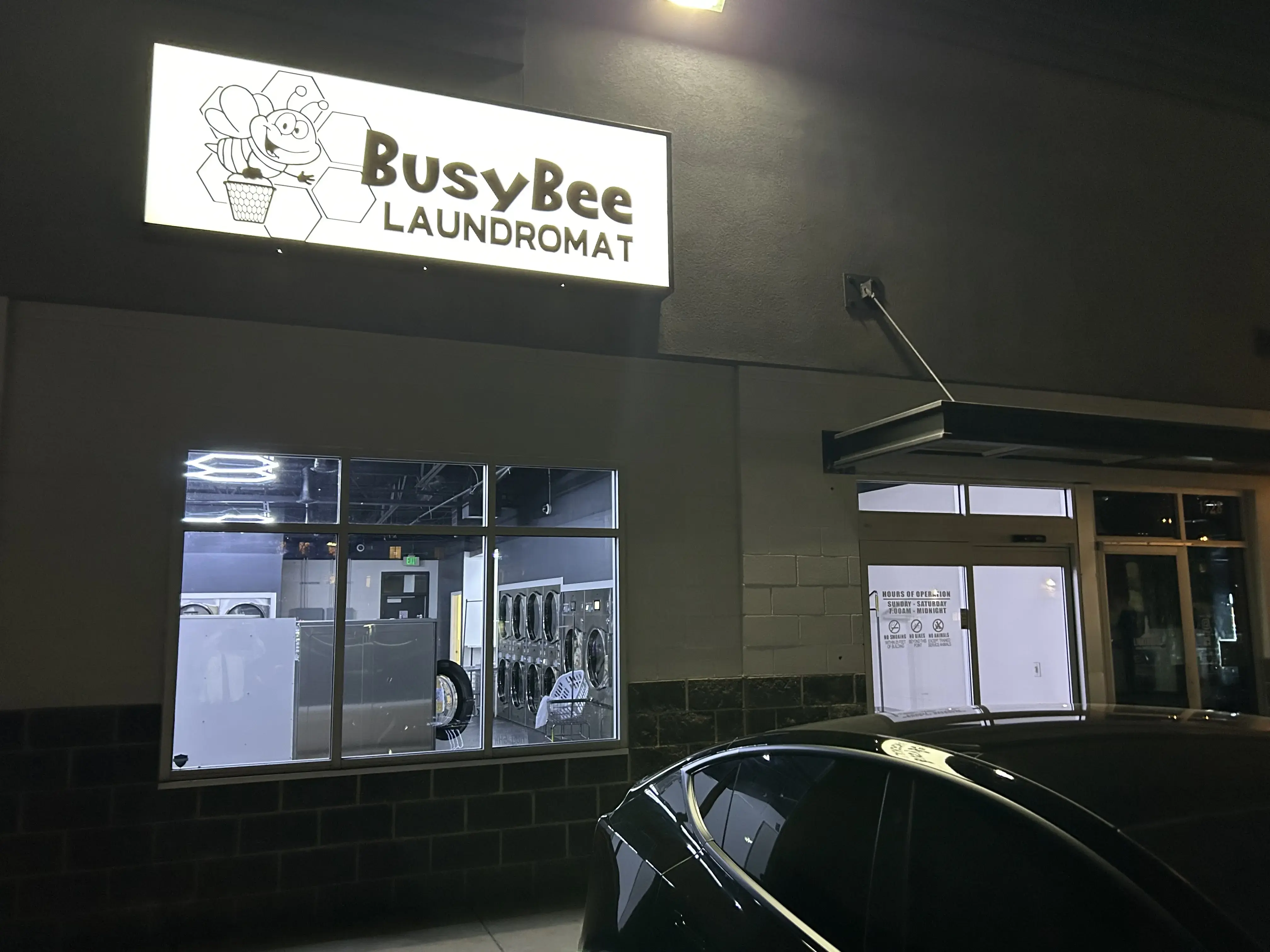 The Busy Bee Laundromat thumbnail 9