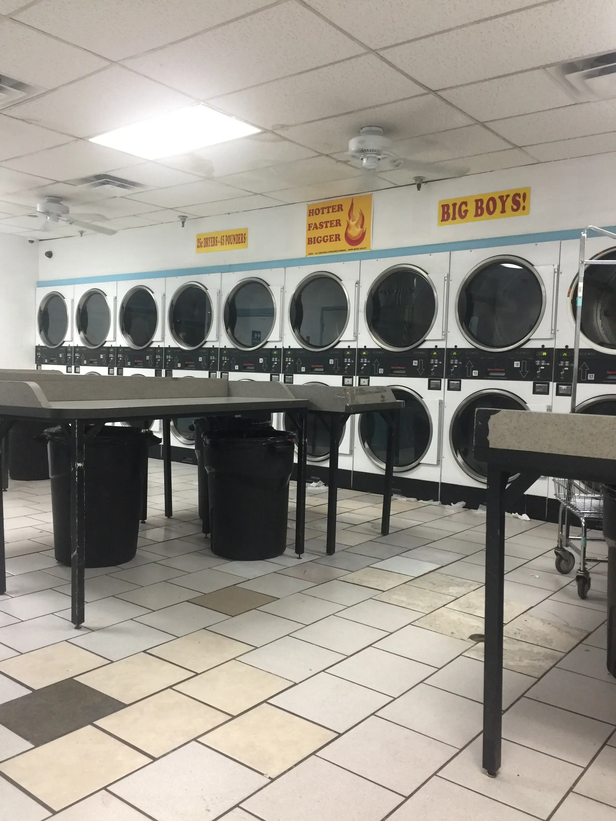 The Clean Spin 24 Hour Laundromat - Image 14