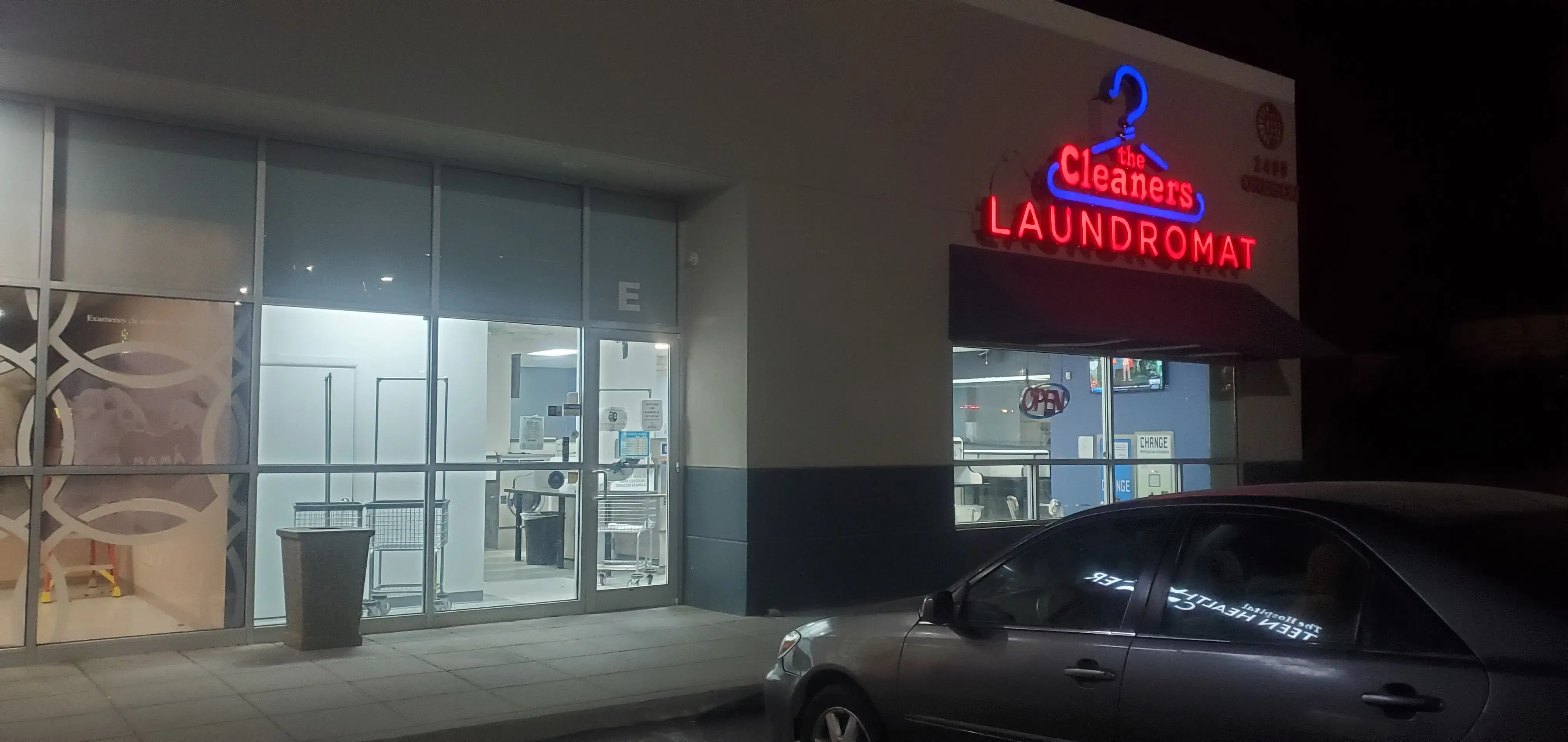 The Cleaners Laundromat thumbnail 9