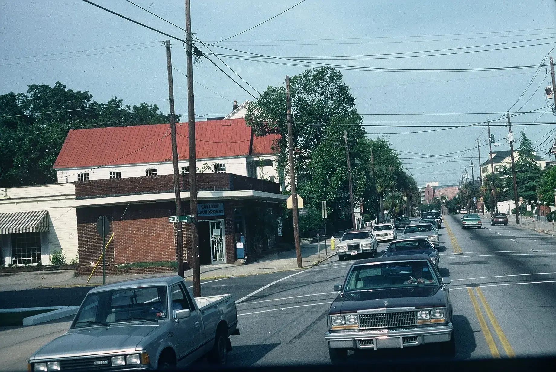 The College Laundry - Image 5