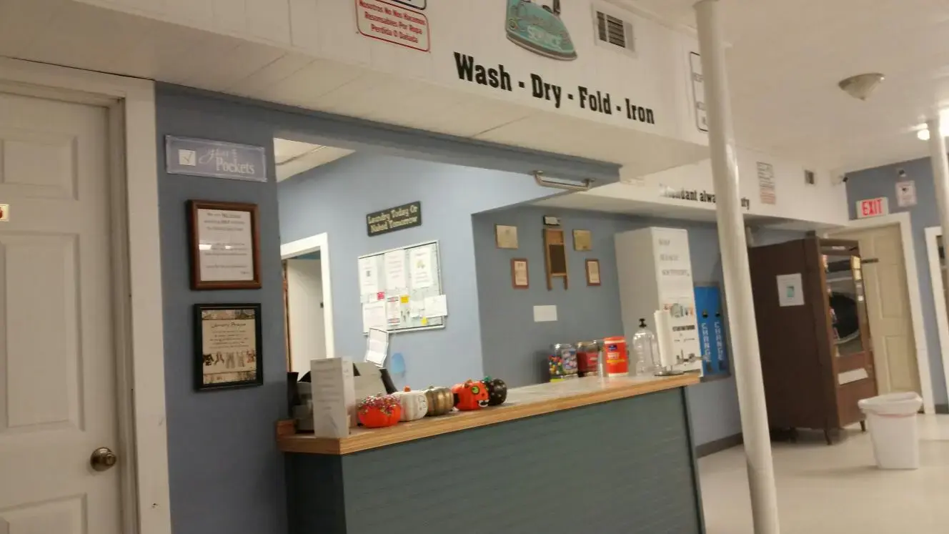 The Corner Laundry - Image 3