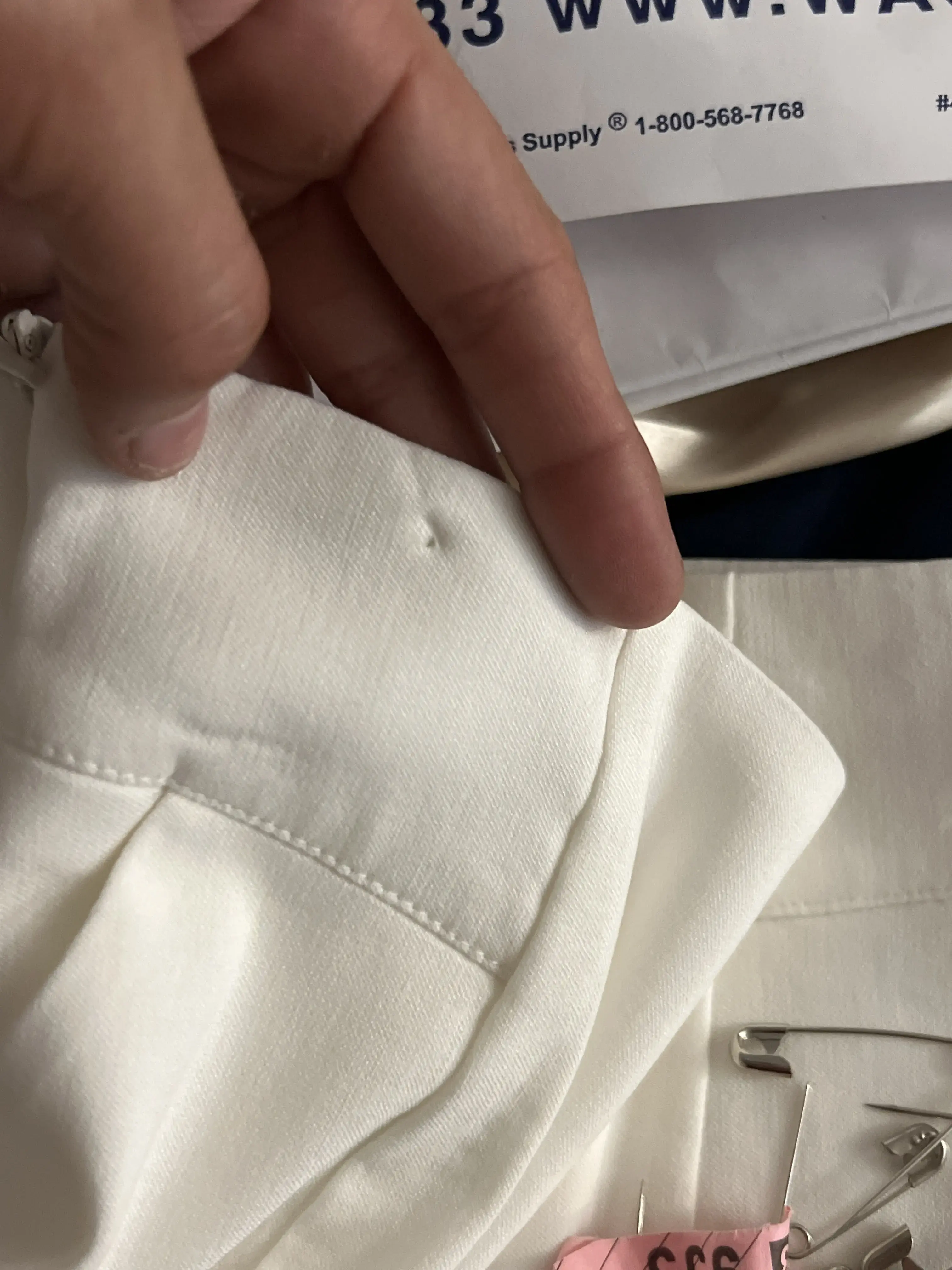 The Dry Cleaner - Hollywood thumbnail 4