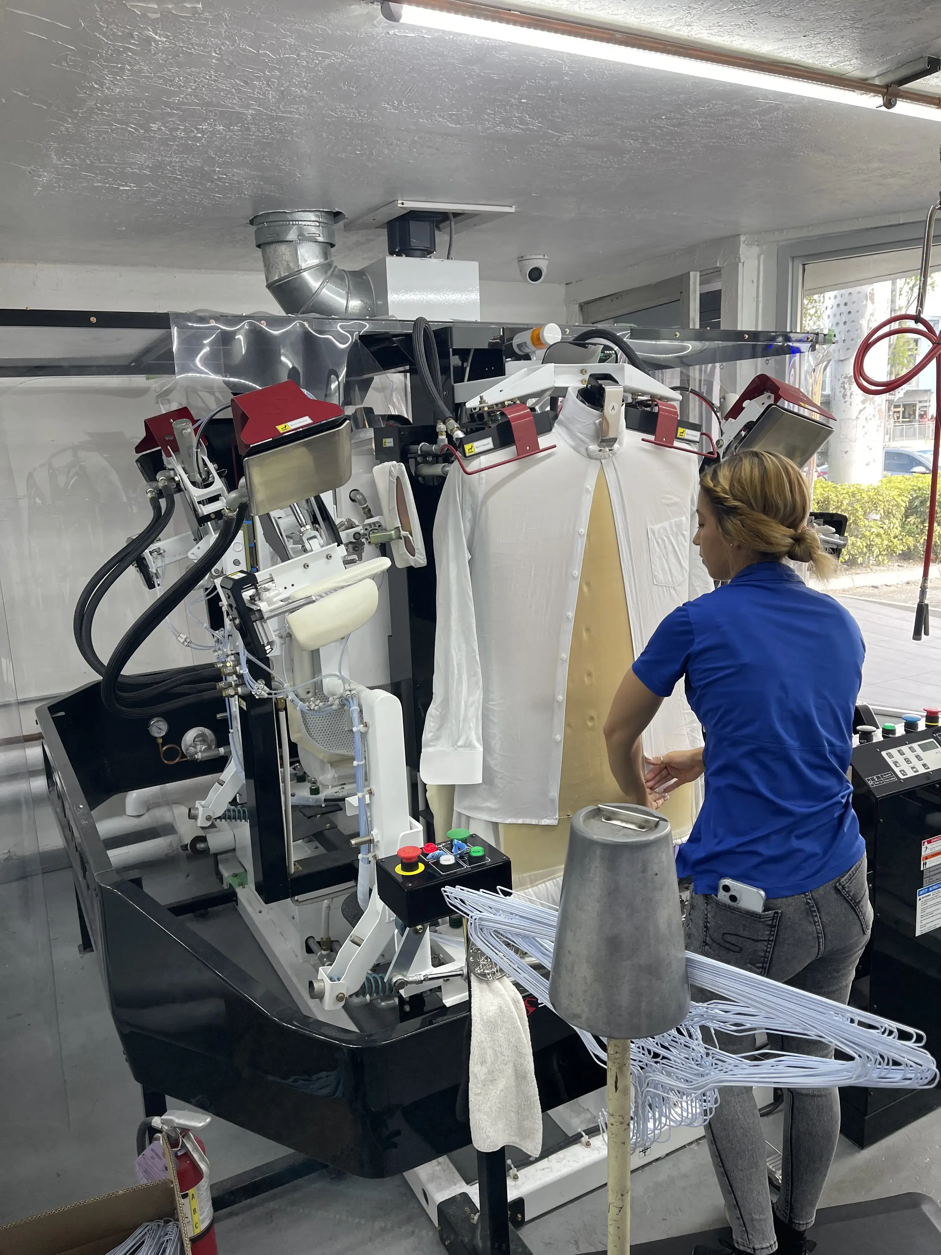 The Dry Cleaning Factory thumbnail 2