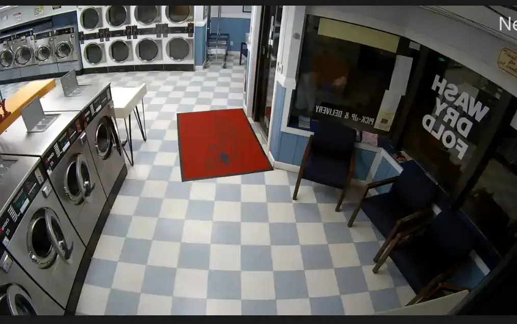 The Empty Hamper Laundromat - Image 7