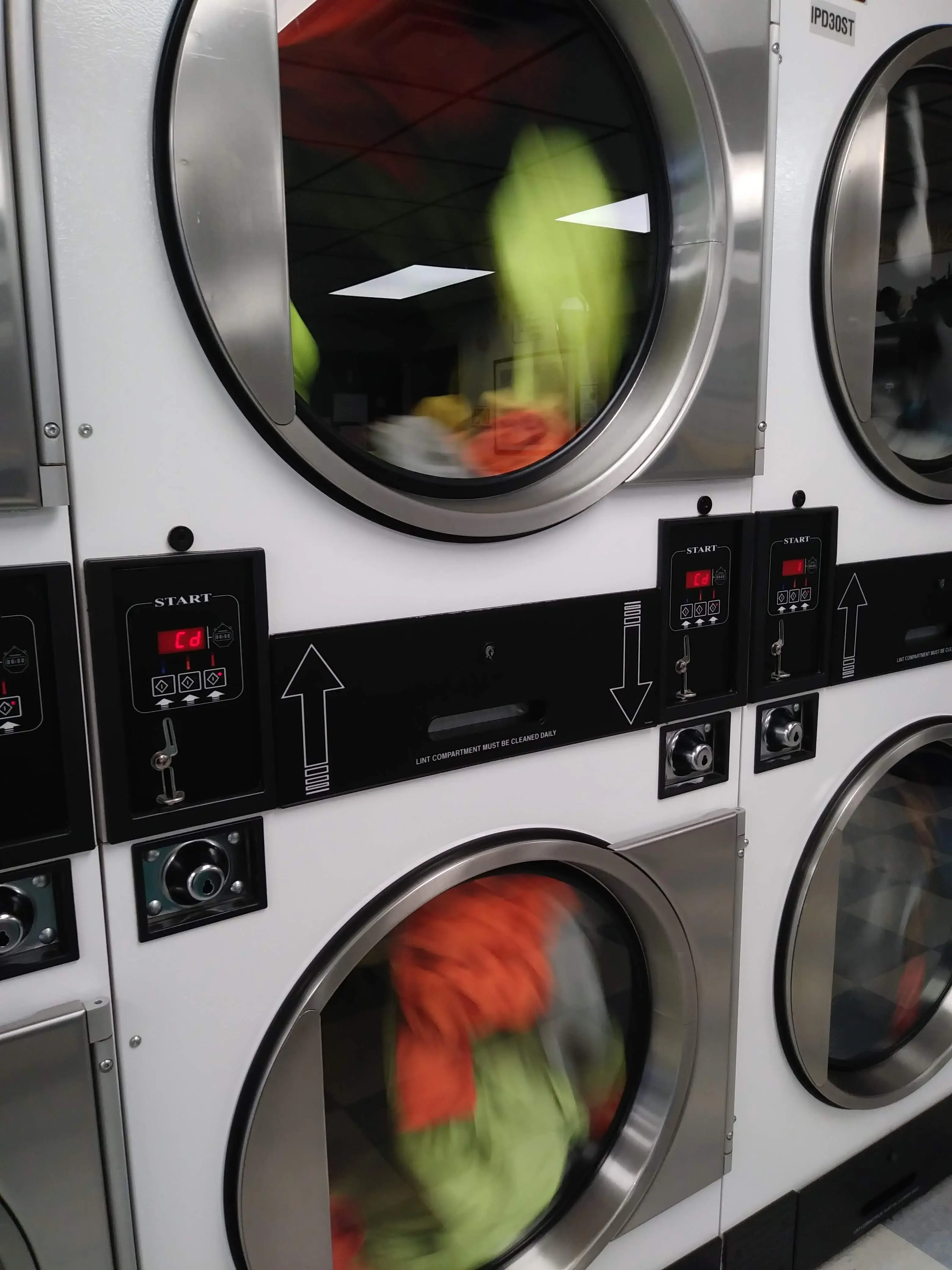 The Empty Hamper Laundromat - Image 13