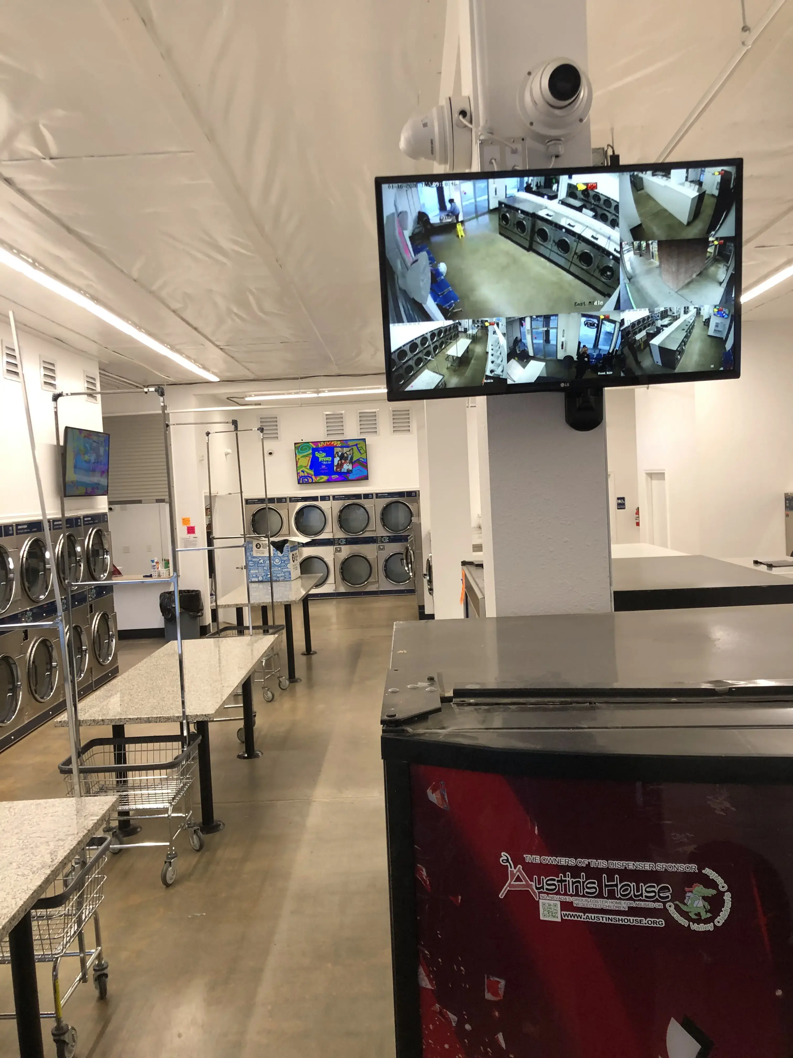 The Fresh Rinse Coin Laundry - Image 7