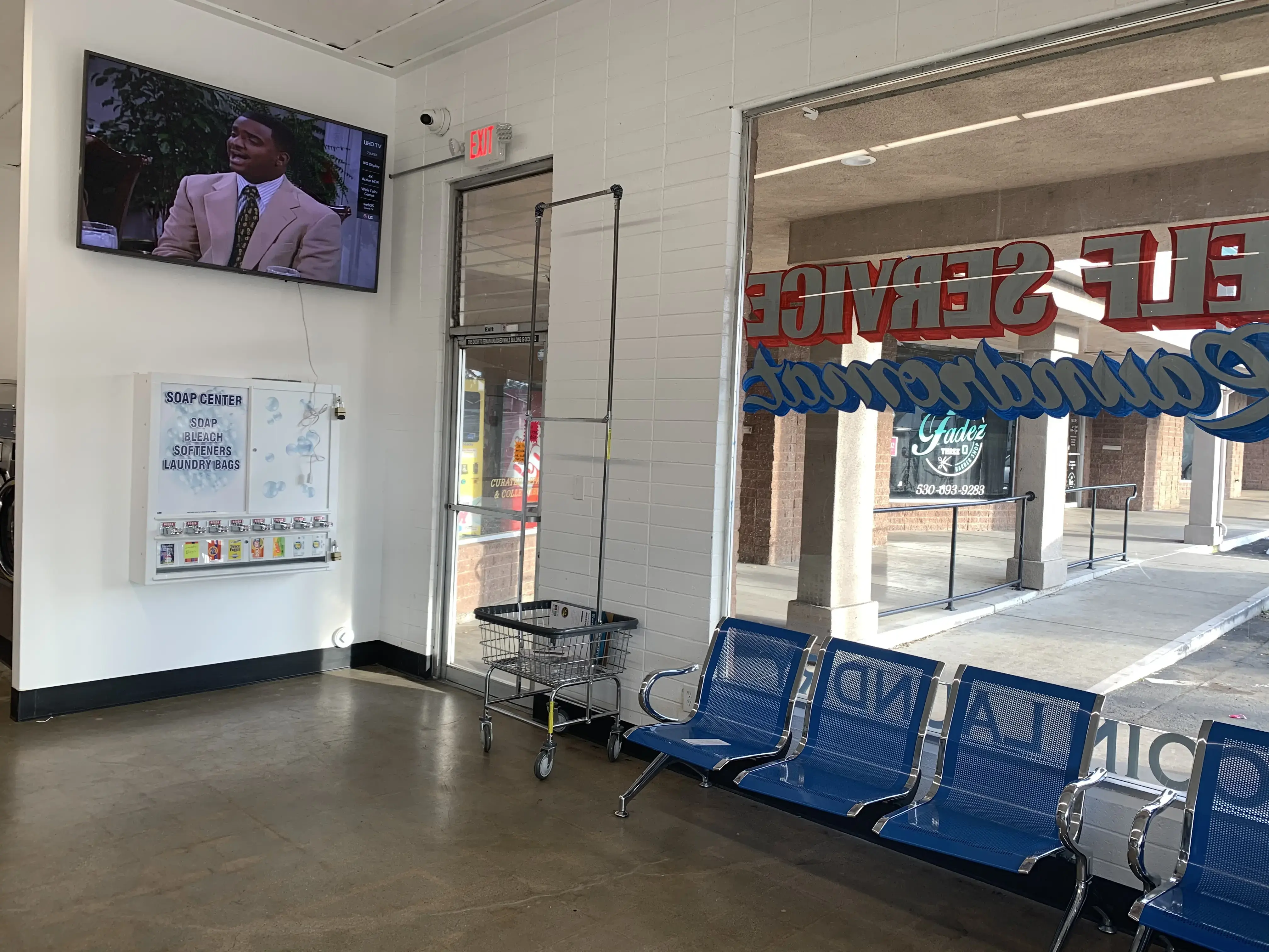 The Fresh Rinse Coin Laundry - Image 8
