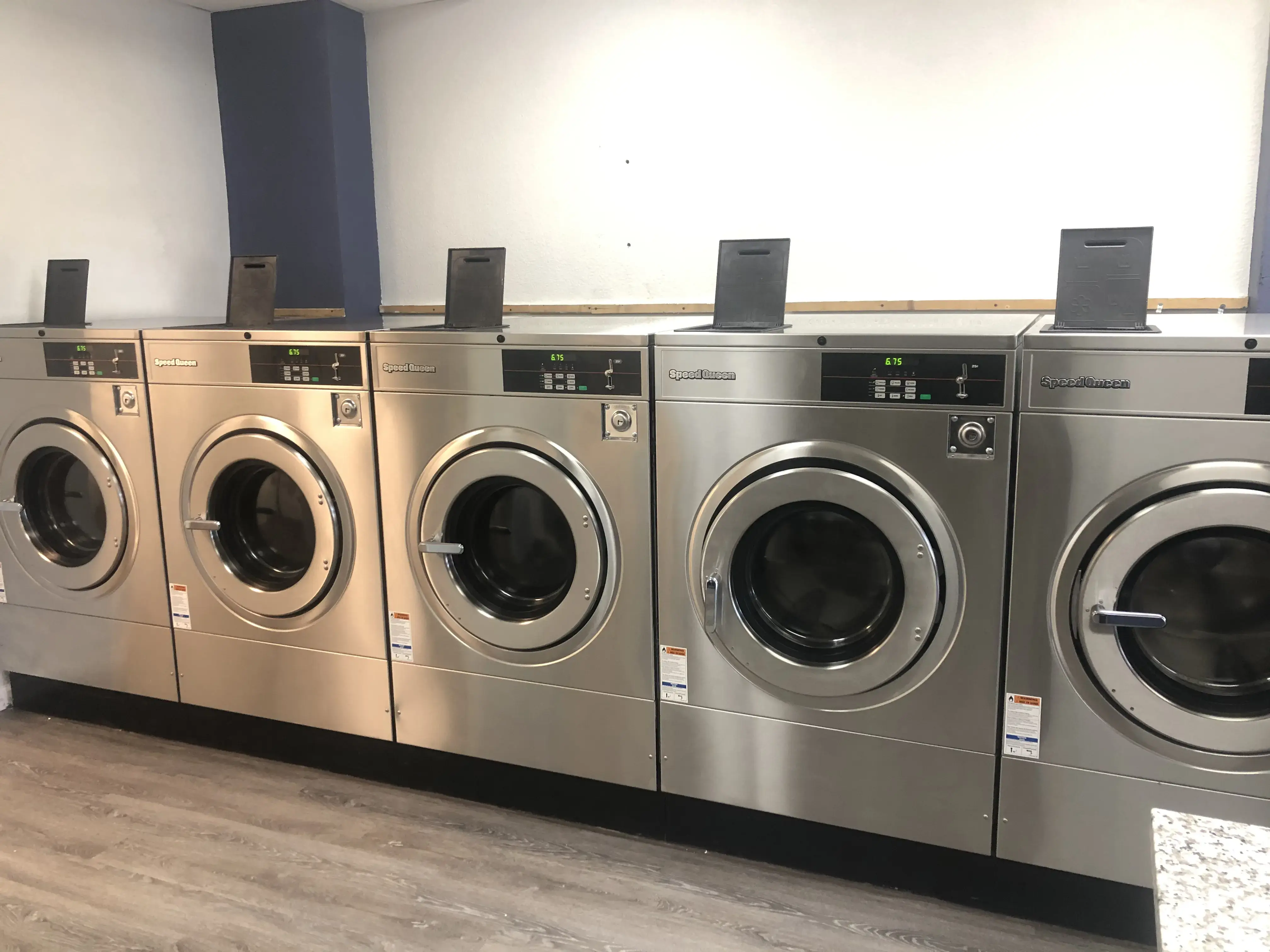 The Good Wash Laundromat - Image 20