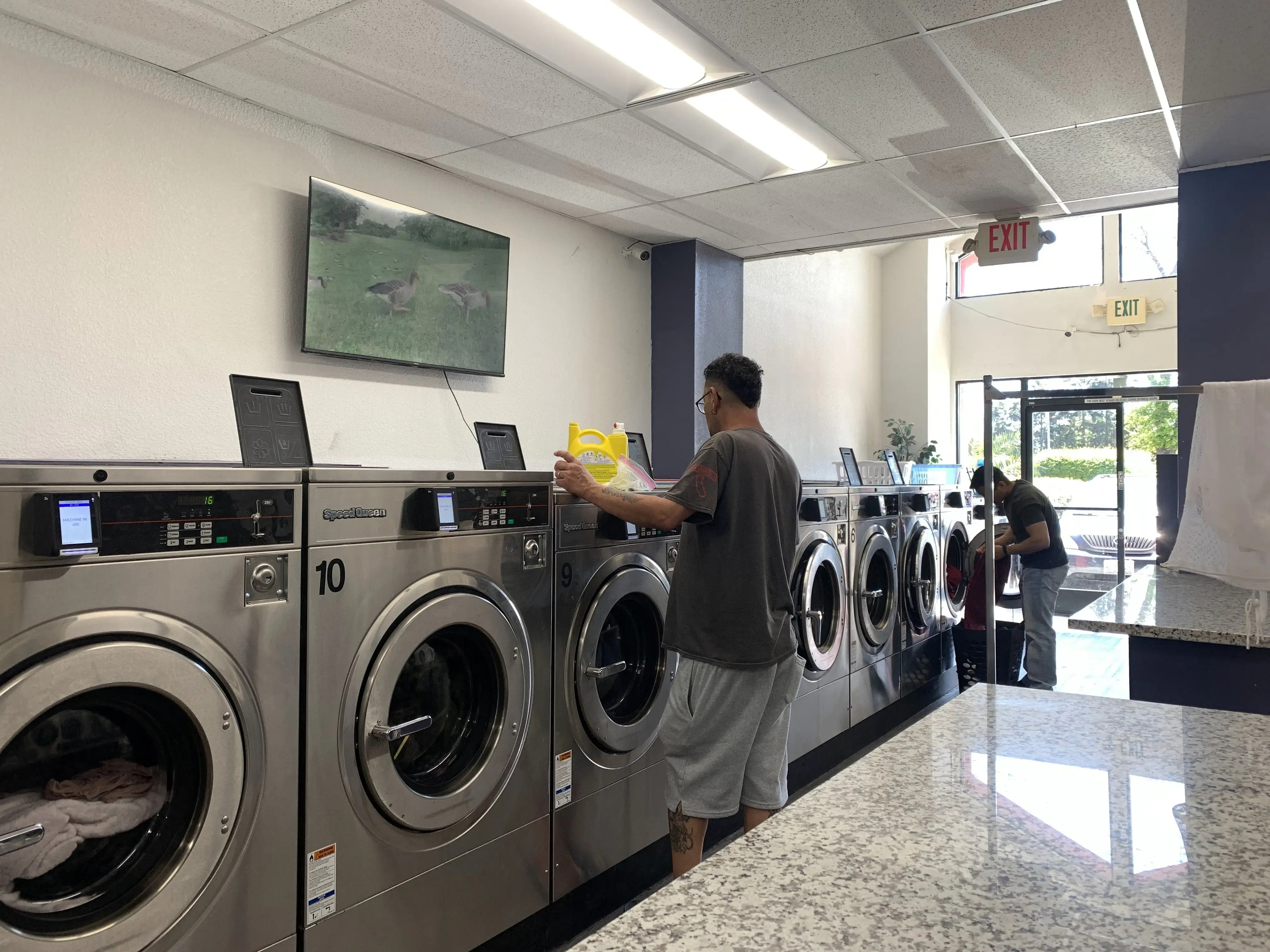 The Good Wash Laundromat thumbnail 1