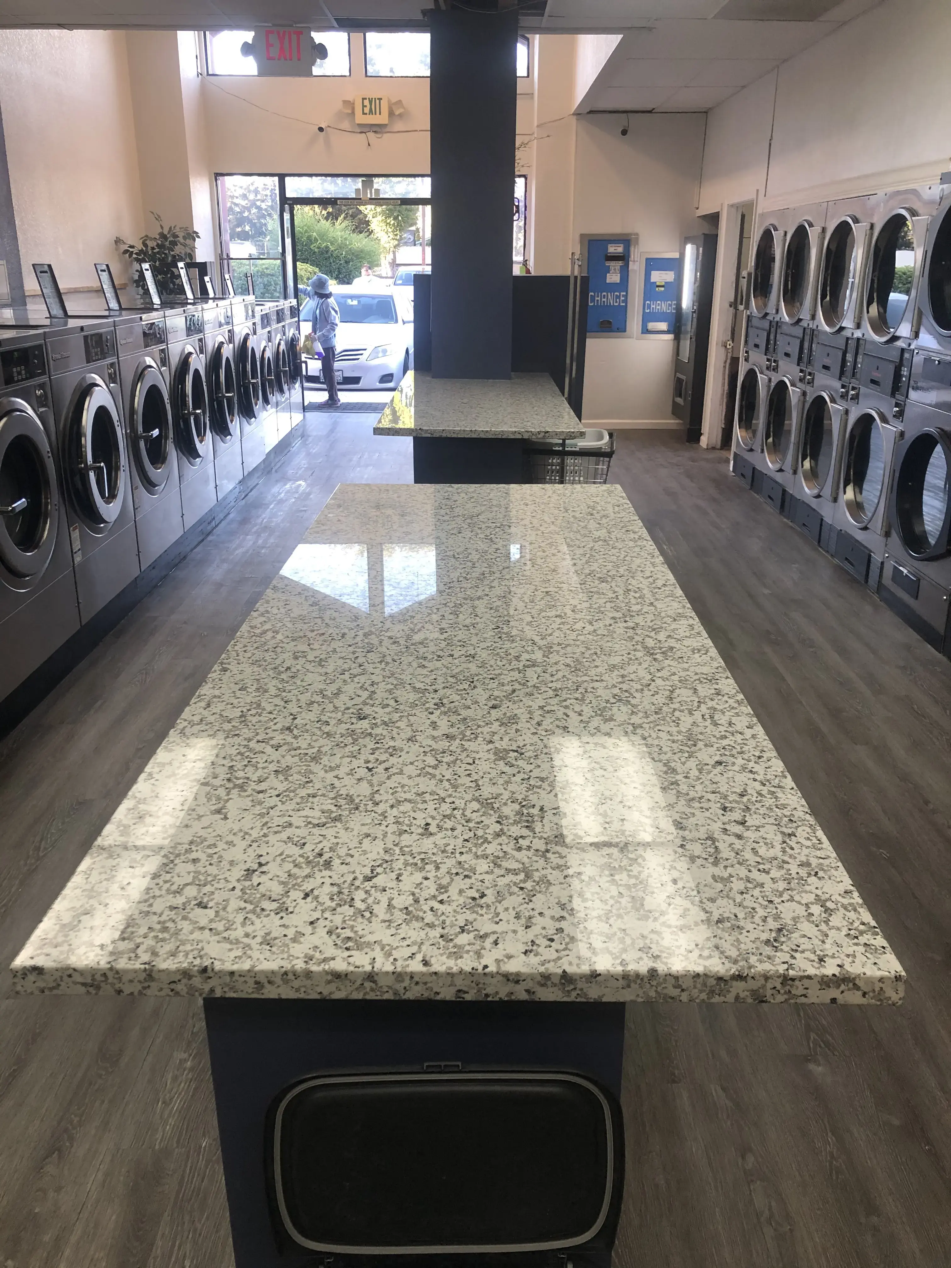 The Good Wash Laundromat thumbnail 11