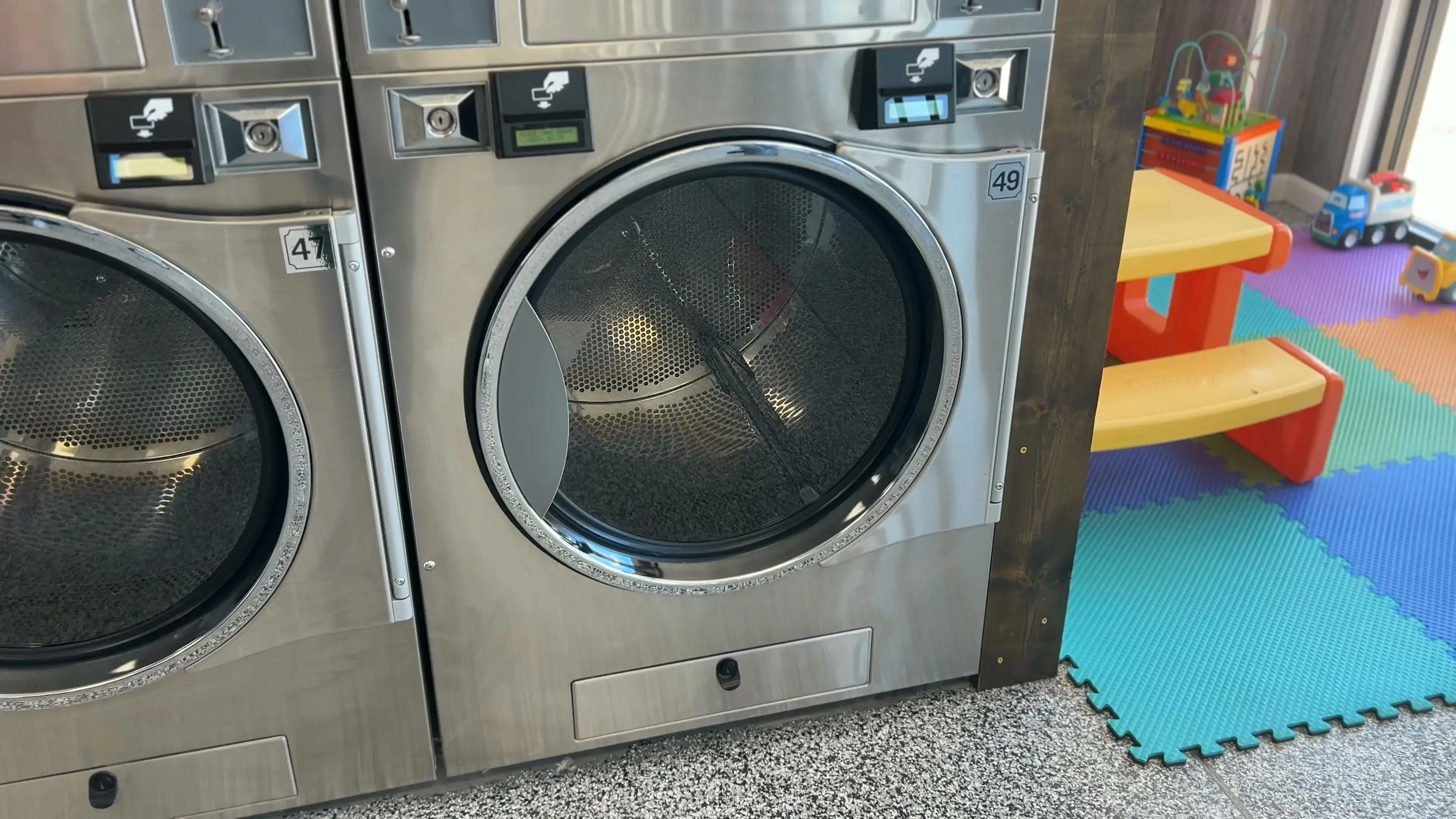 The Great American Laundromat - Image 20