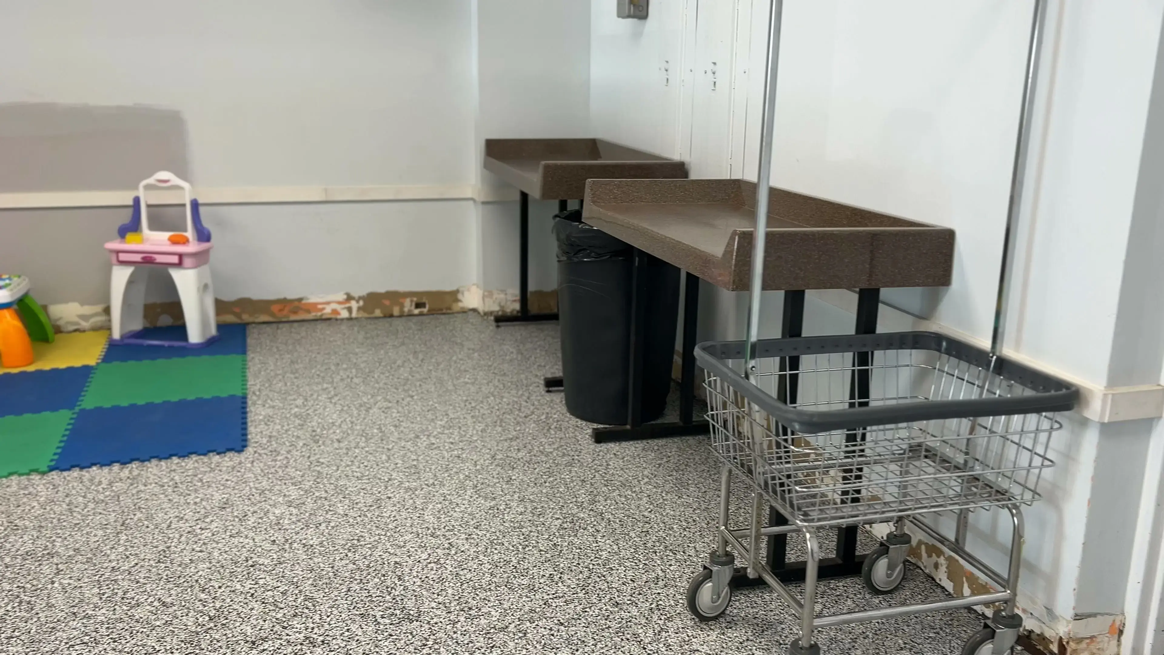 The Great American Laundromat - Image 7