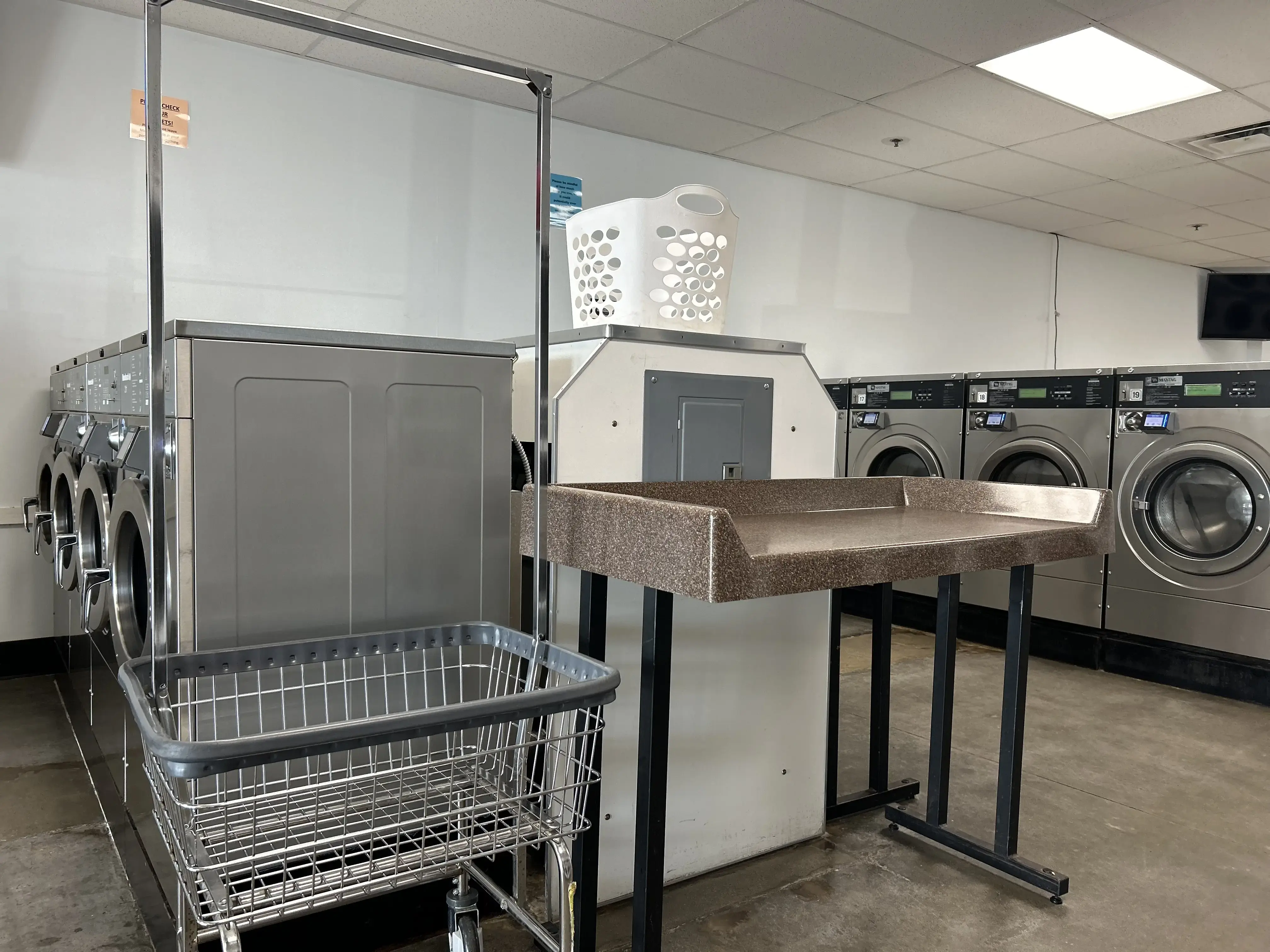 The Great American Laundromat - Image 3