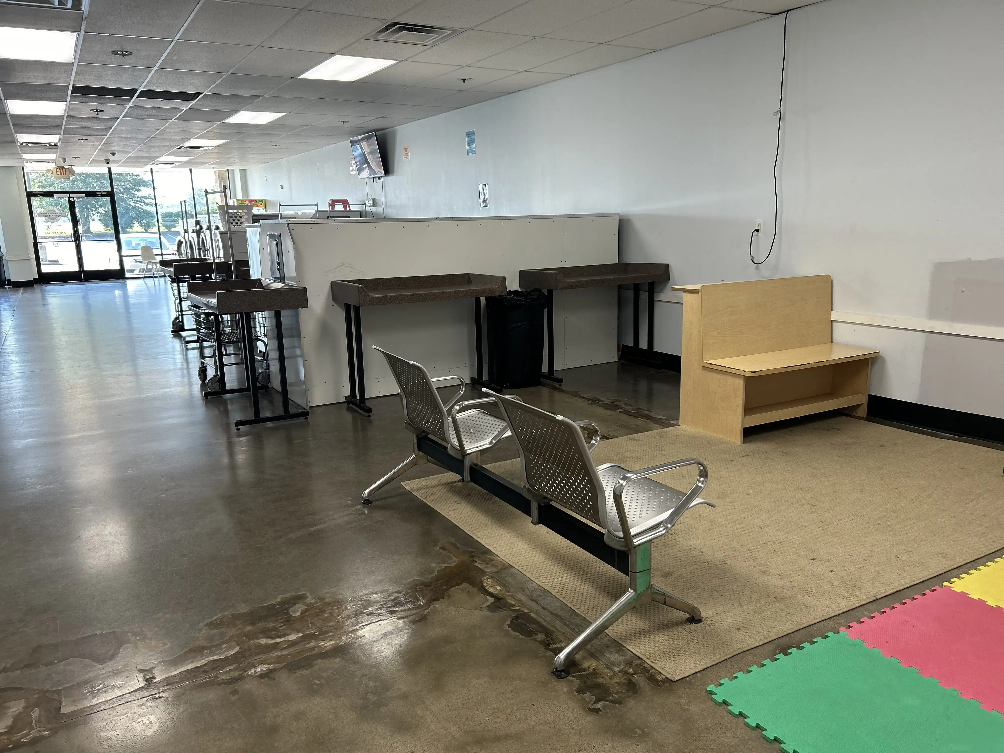 The Great American Laundromat - Image 9