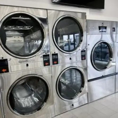 THE HIVE Laundry Center thumbnail 16