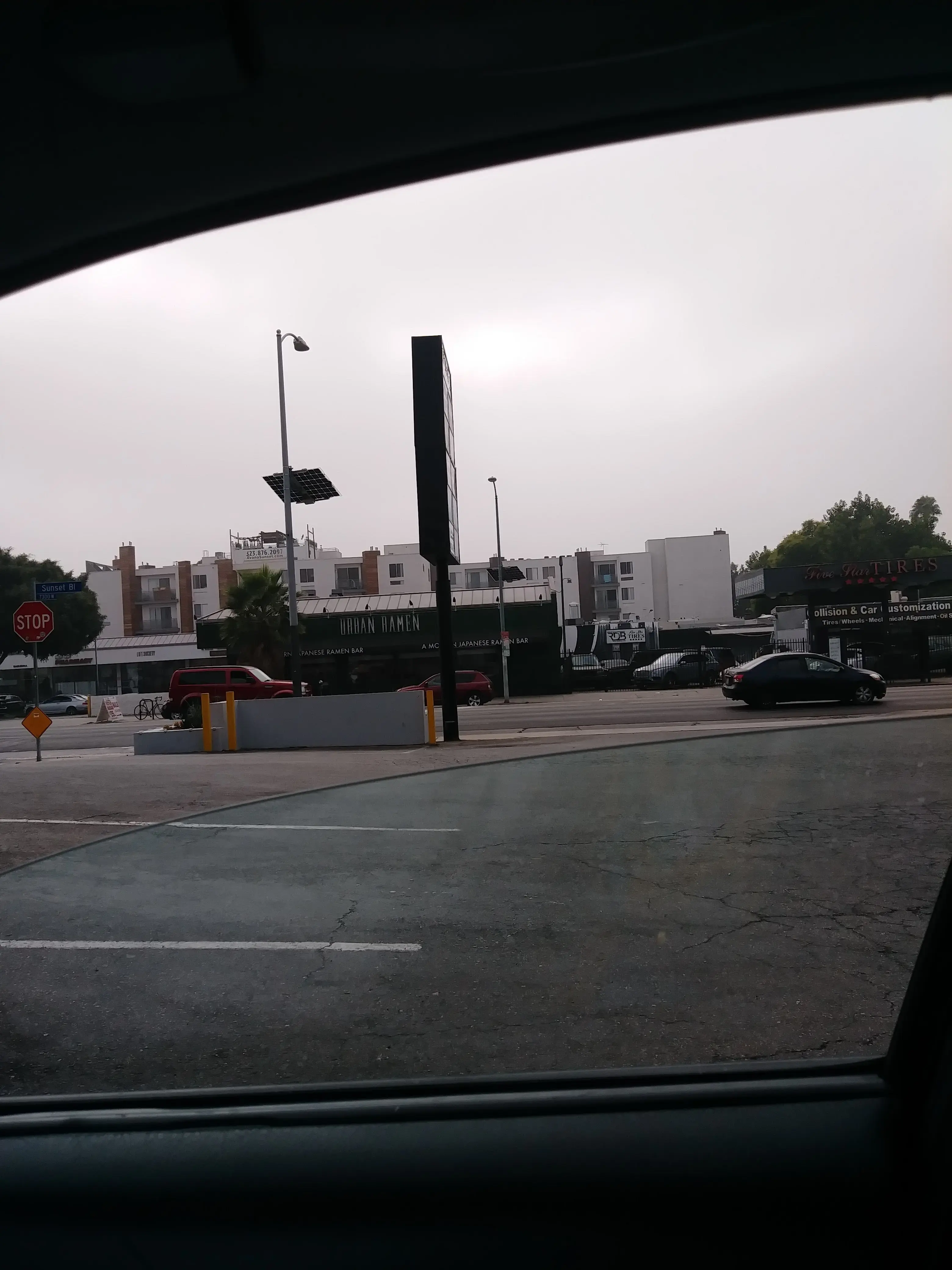 The Hollywood Laundry - Image 19