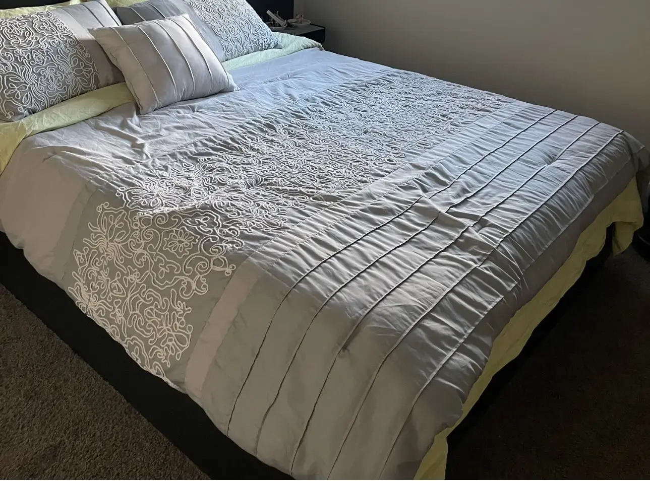 The Hollywood Laundry thumbnail 17