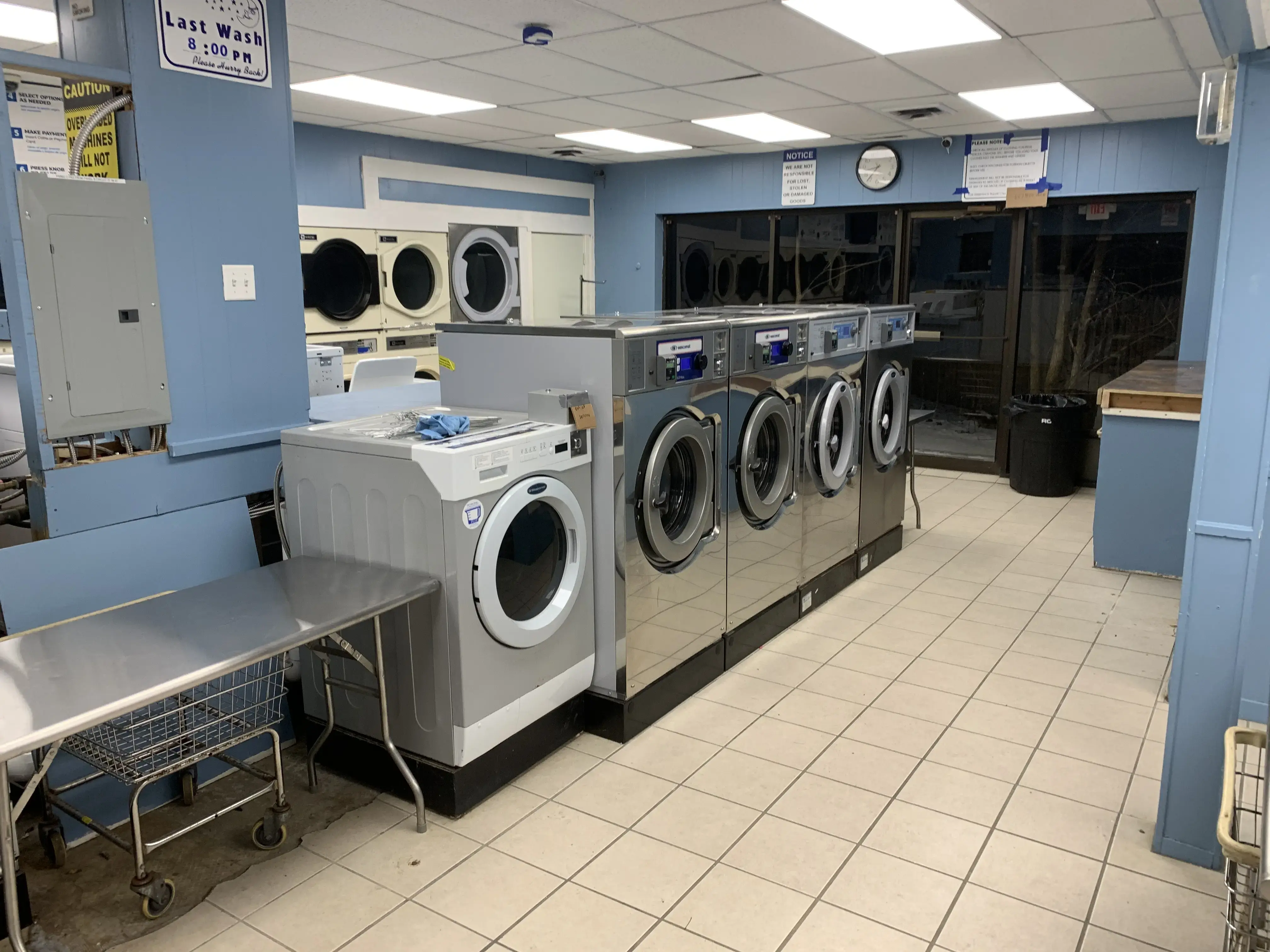 The Landing Laundromat thumbnail 6