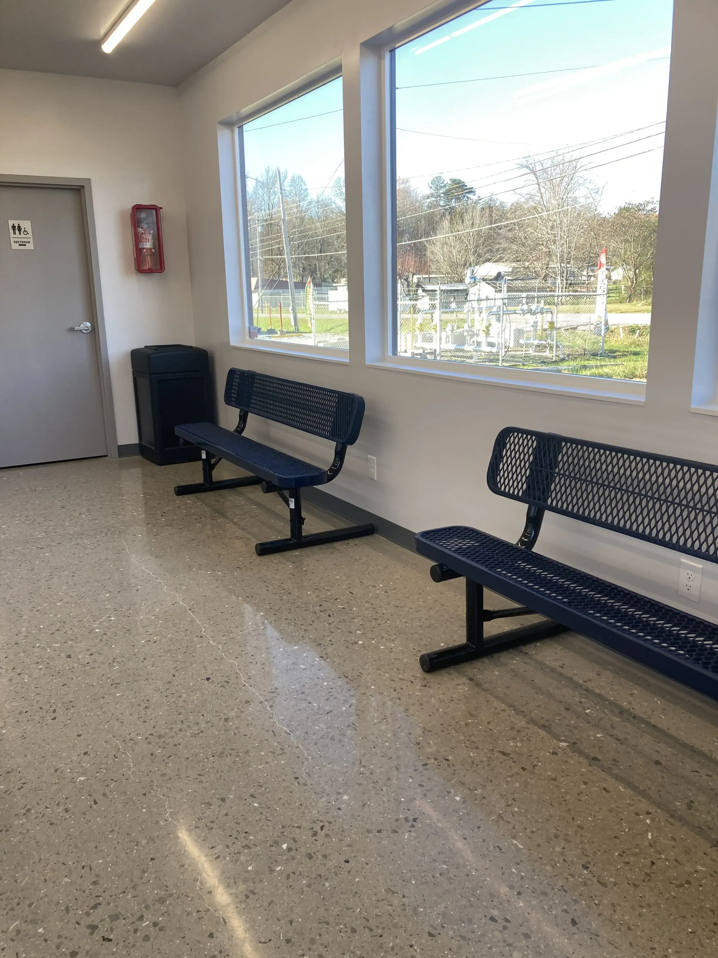 The Laundrette Laundromat thumbnail 20