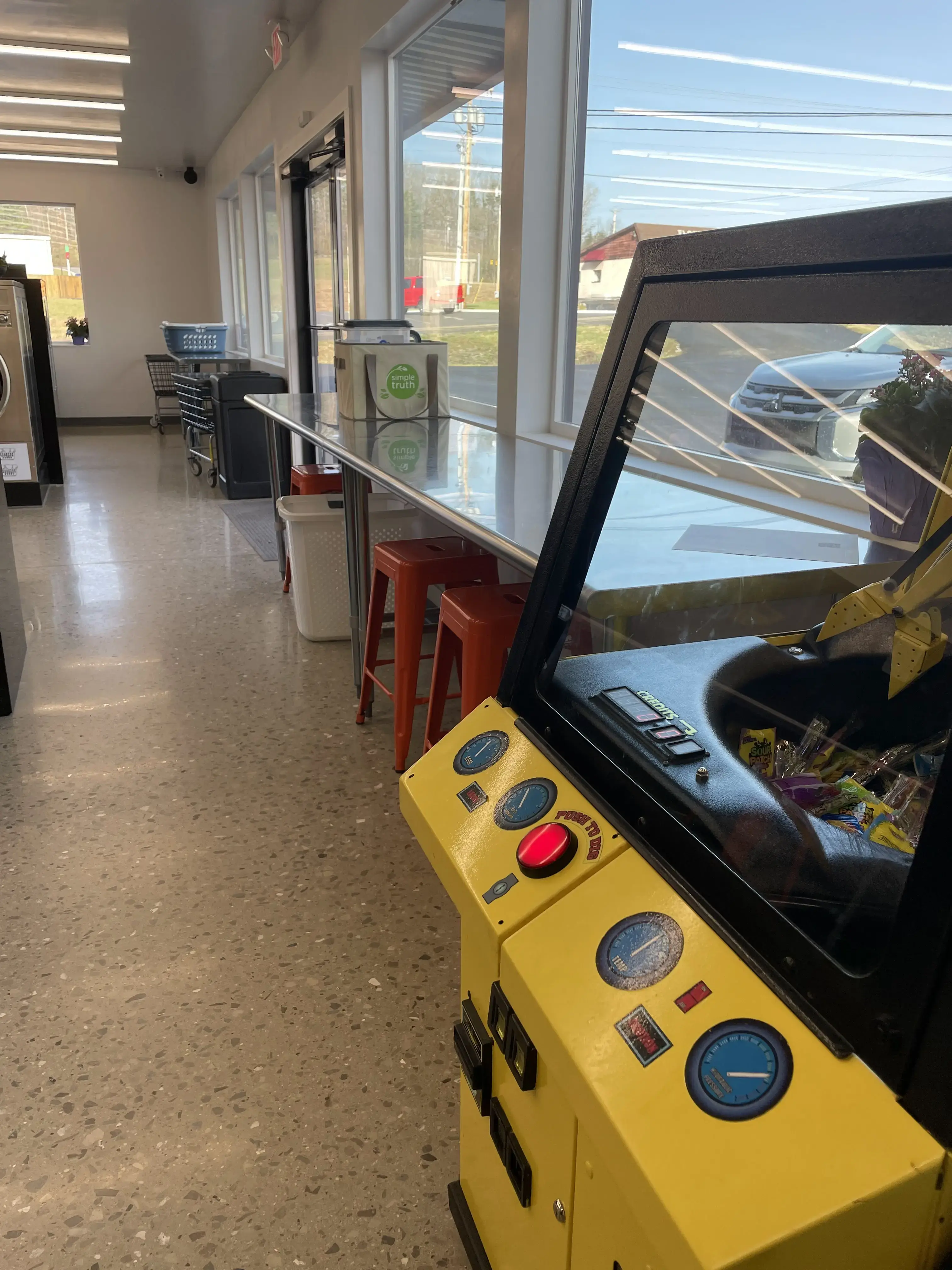 The Laundrette Laundromat thumbnail 6