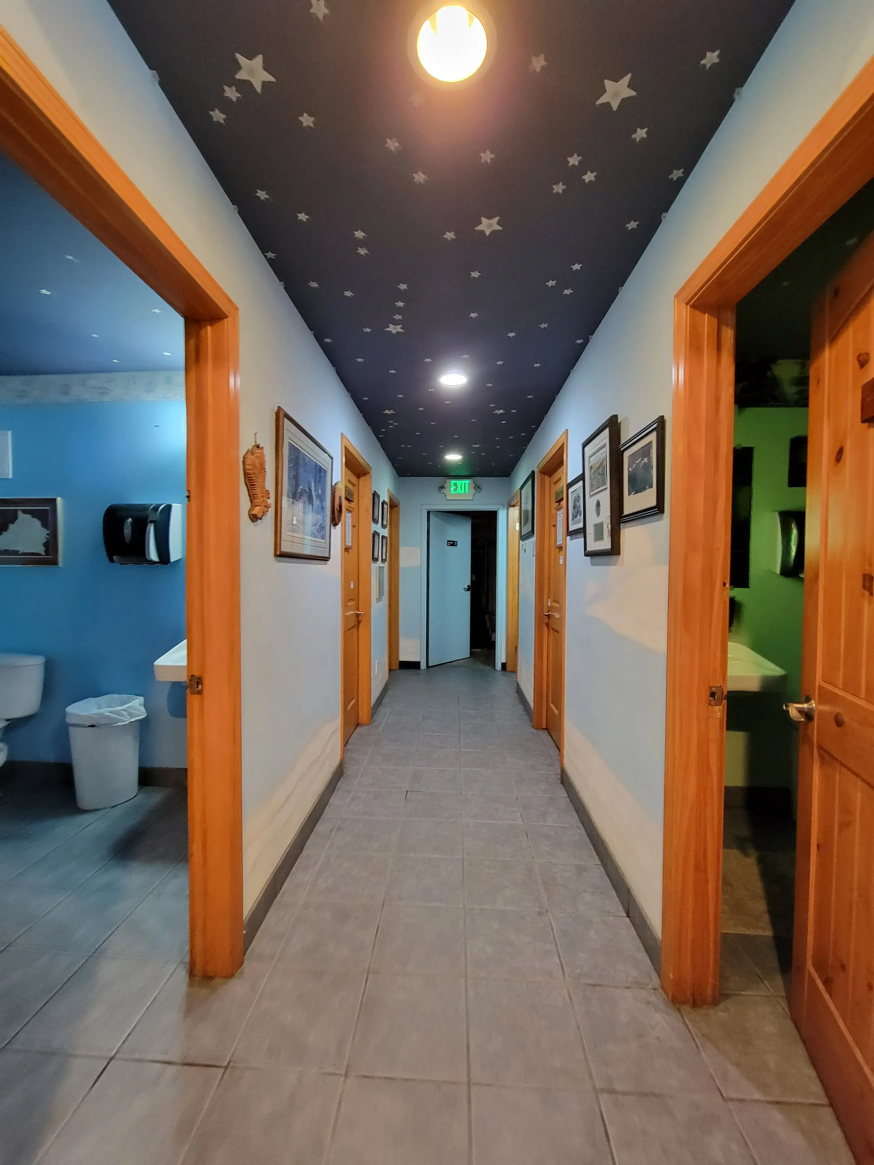 “The Laundromall” – Girdwood Laundry & Showers - Image 11