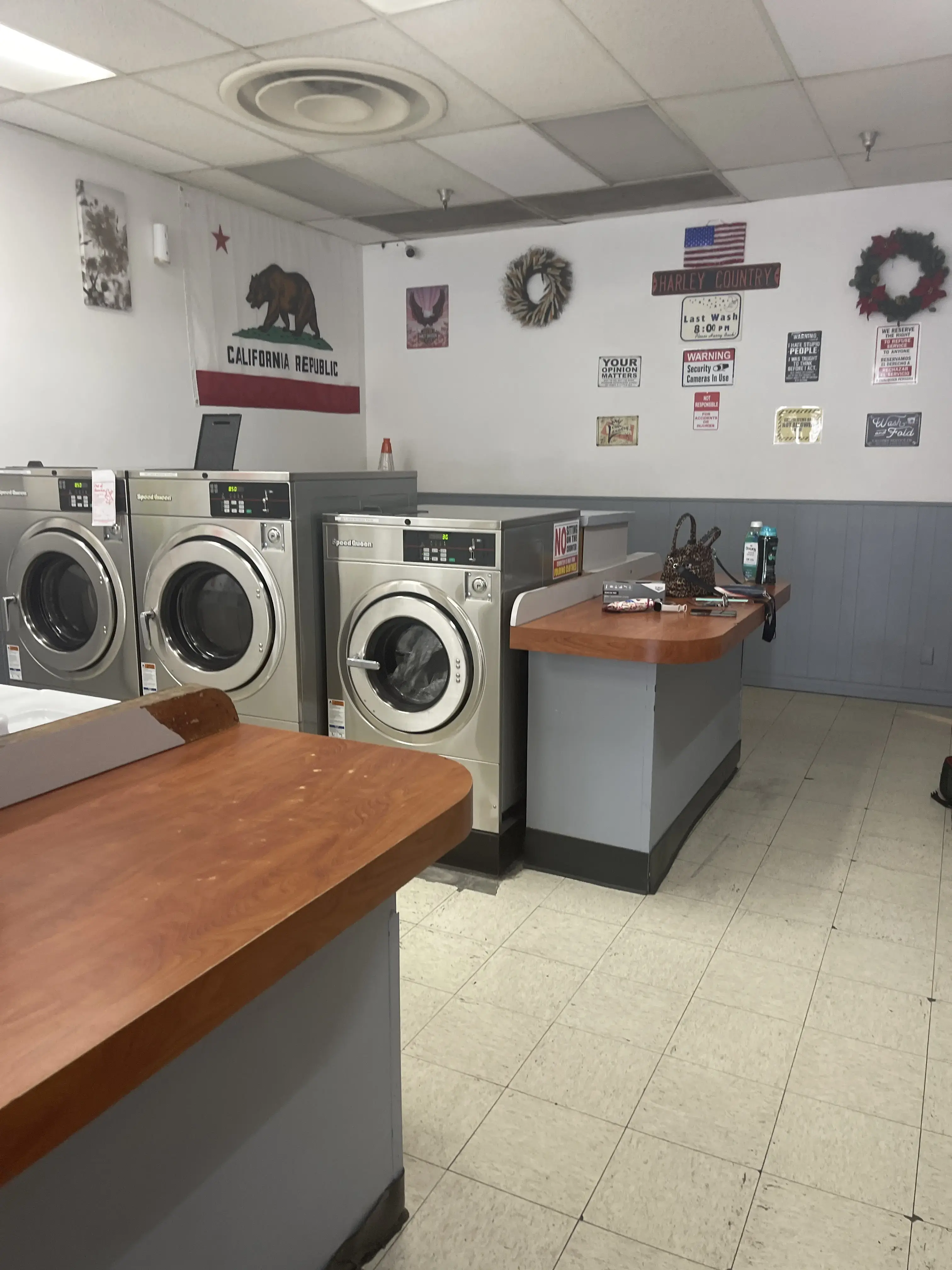 The Laundromat, Albany, CA - Image 15