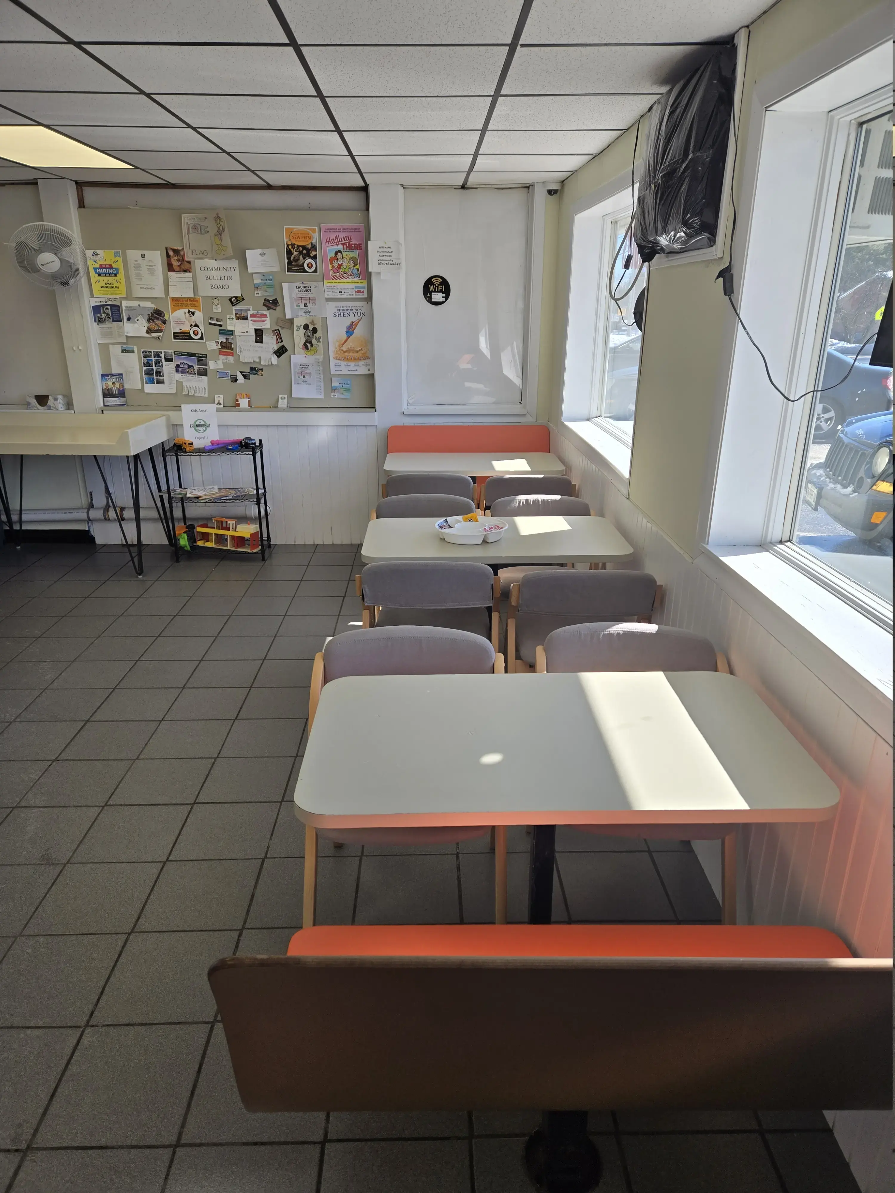 The Laundromat by Mrs. O's - Image 3
