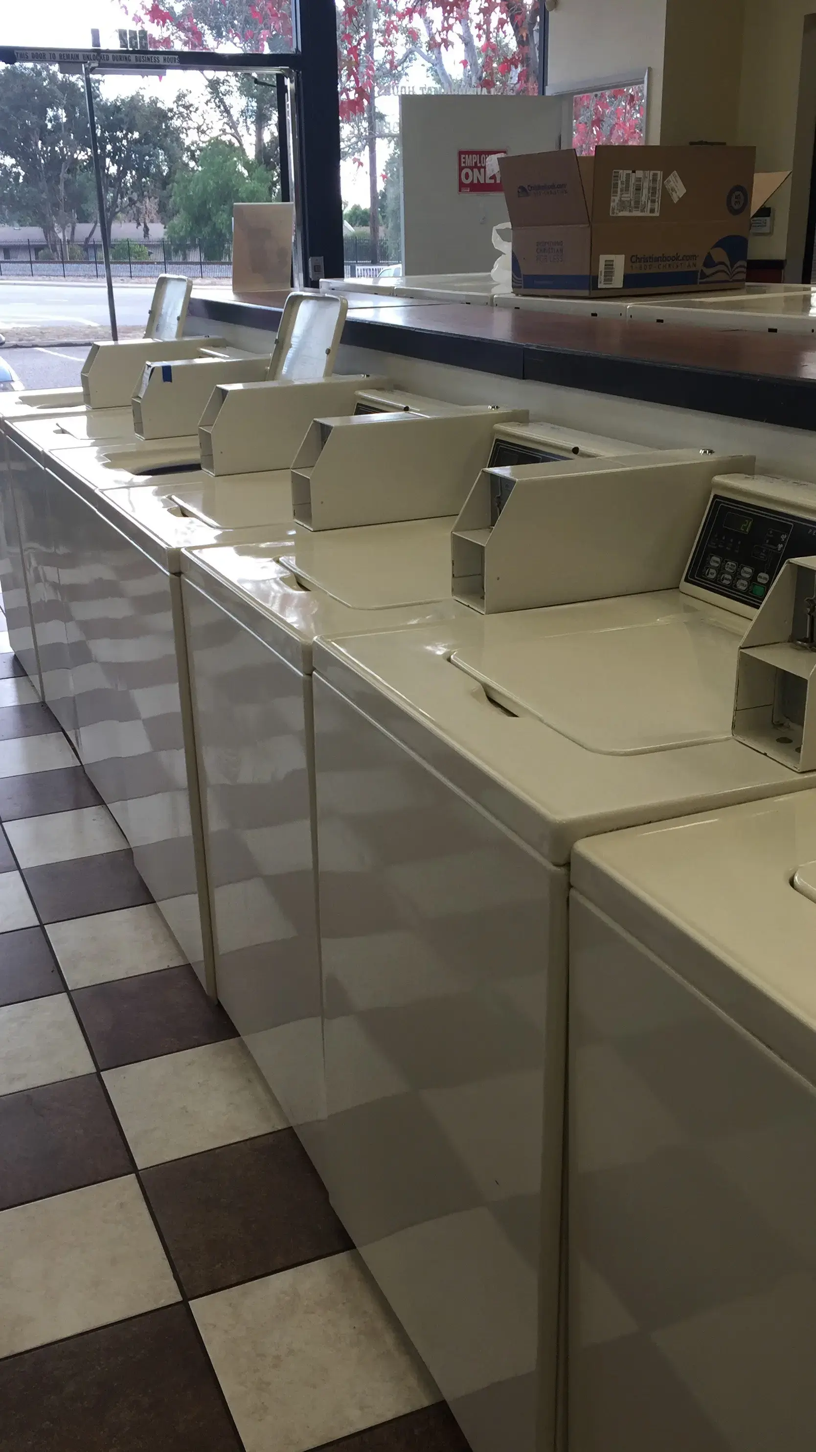 The Laundromat by Swish & Swirl San Luis Obispo thumbnail 18