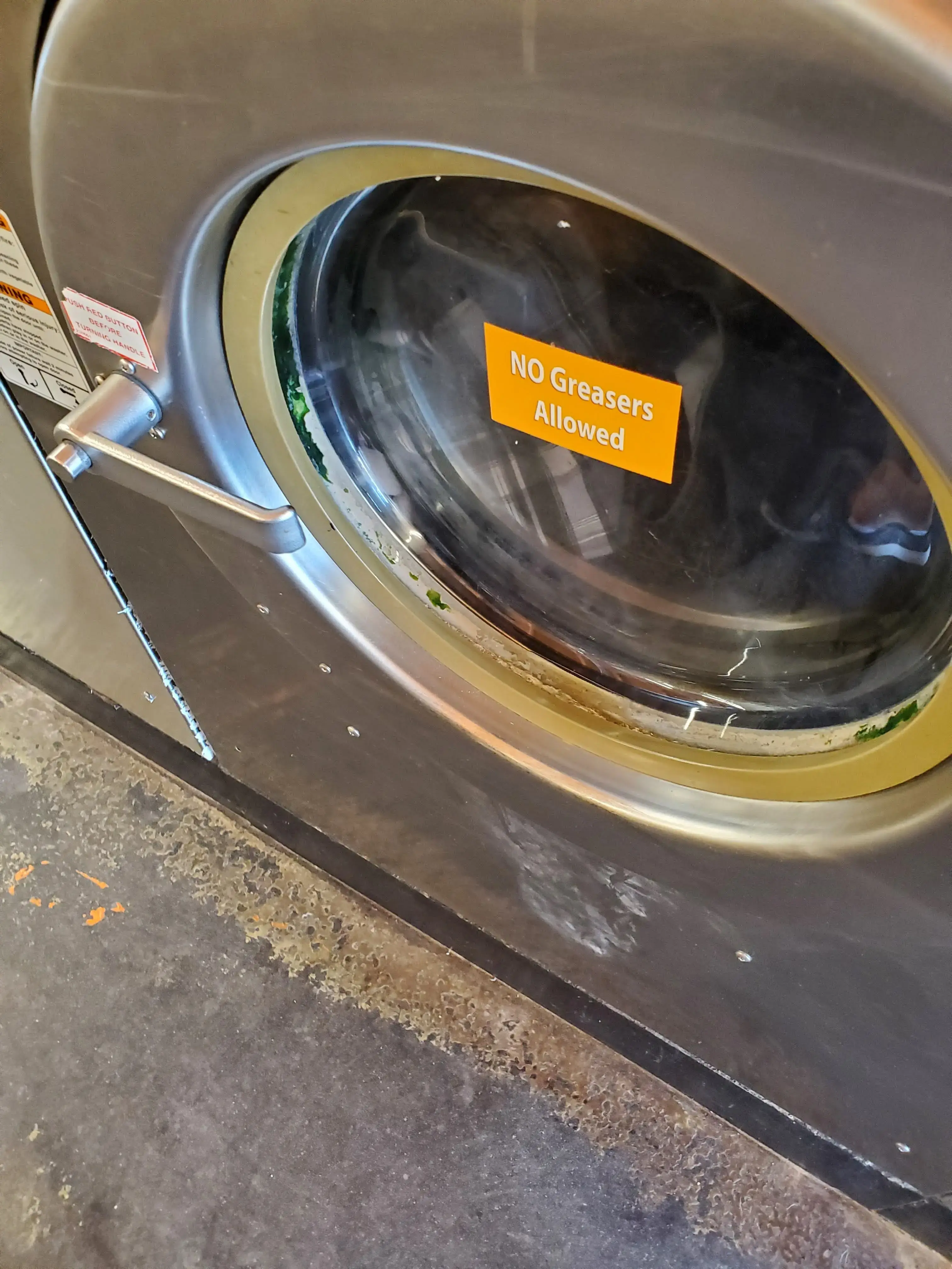The Laundromat - Image 8