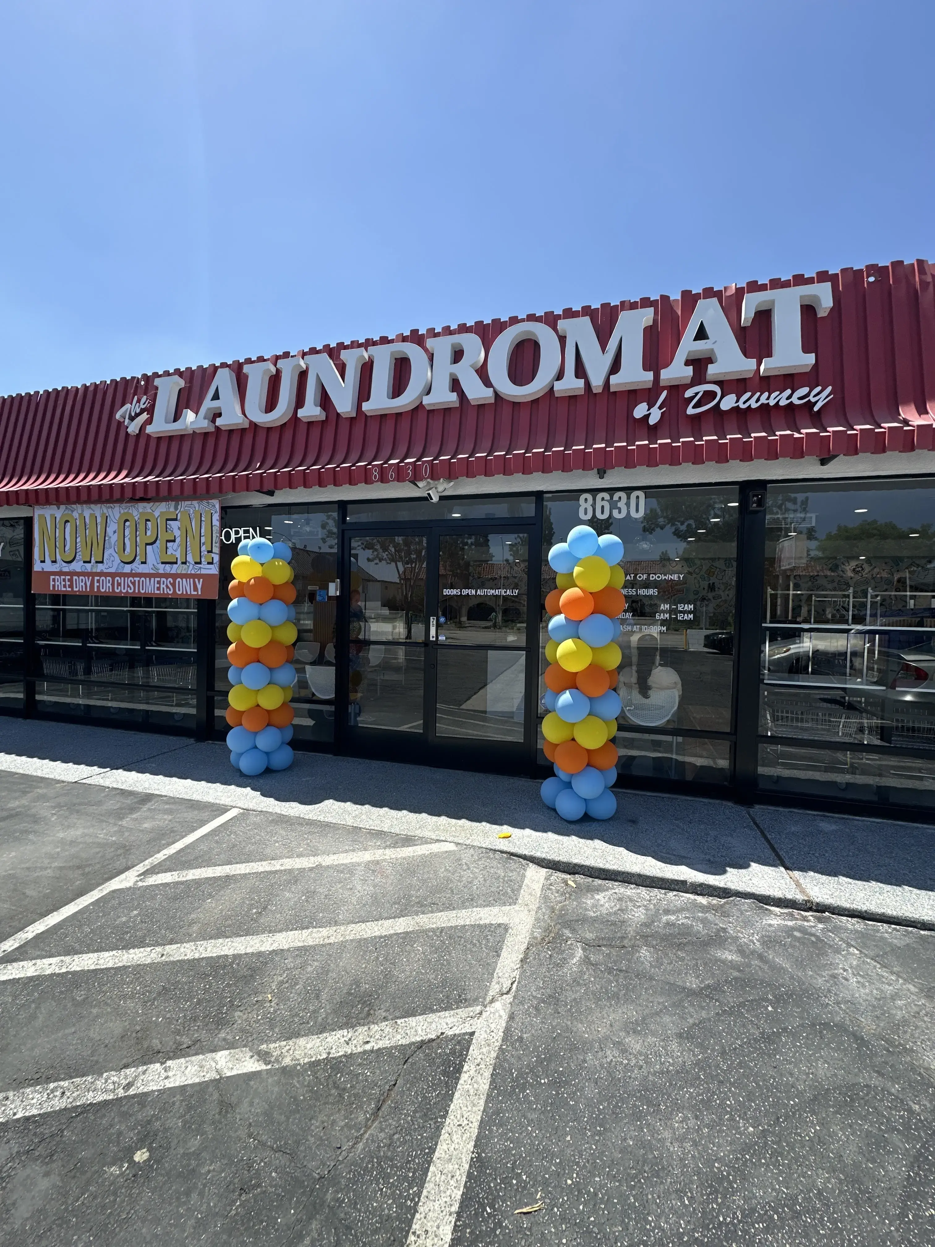 THE LAUNDROMAT OF DOWNEY thumbnail 3