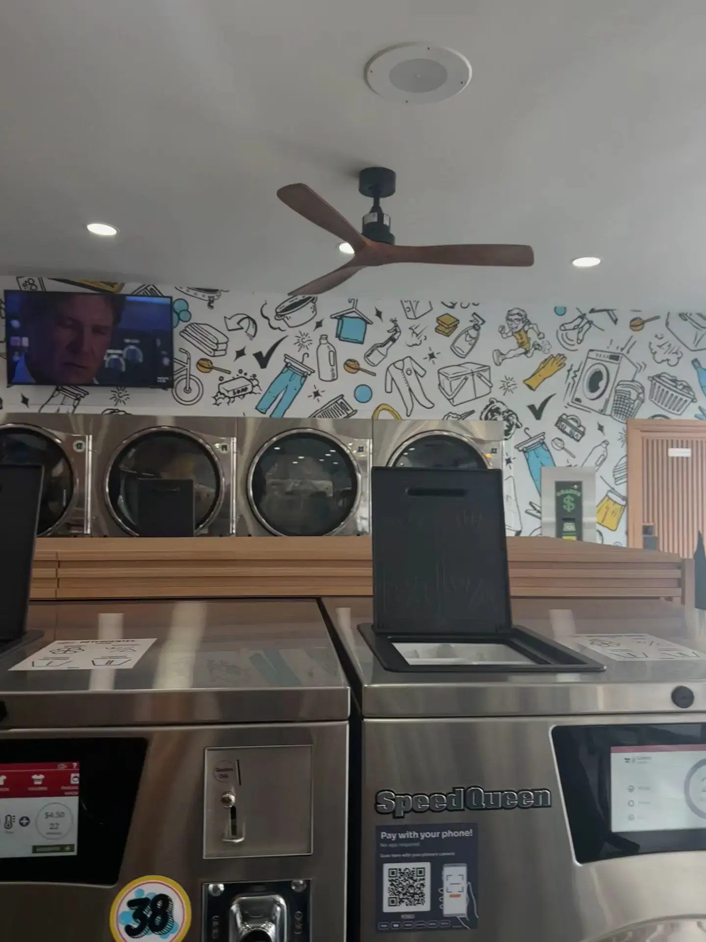 THE LAUNDROMAT OF DOWNEY thumbnail 18