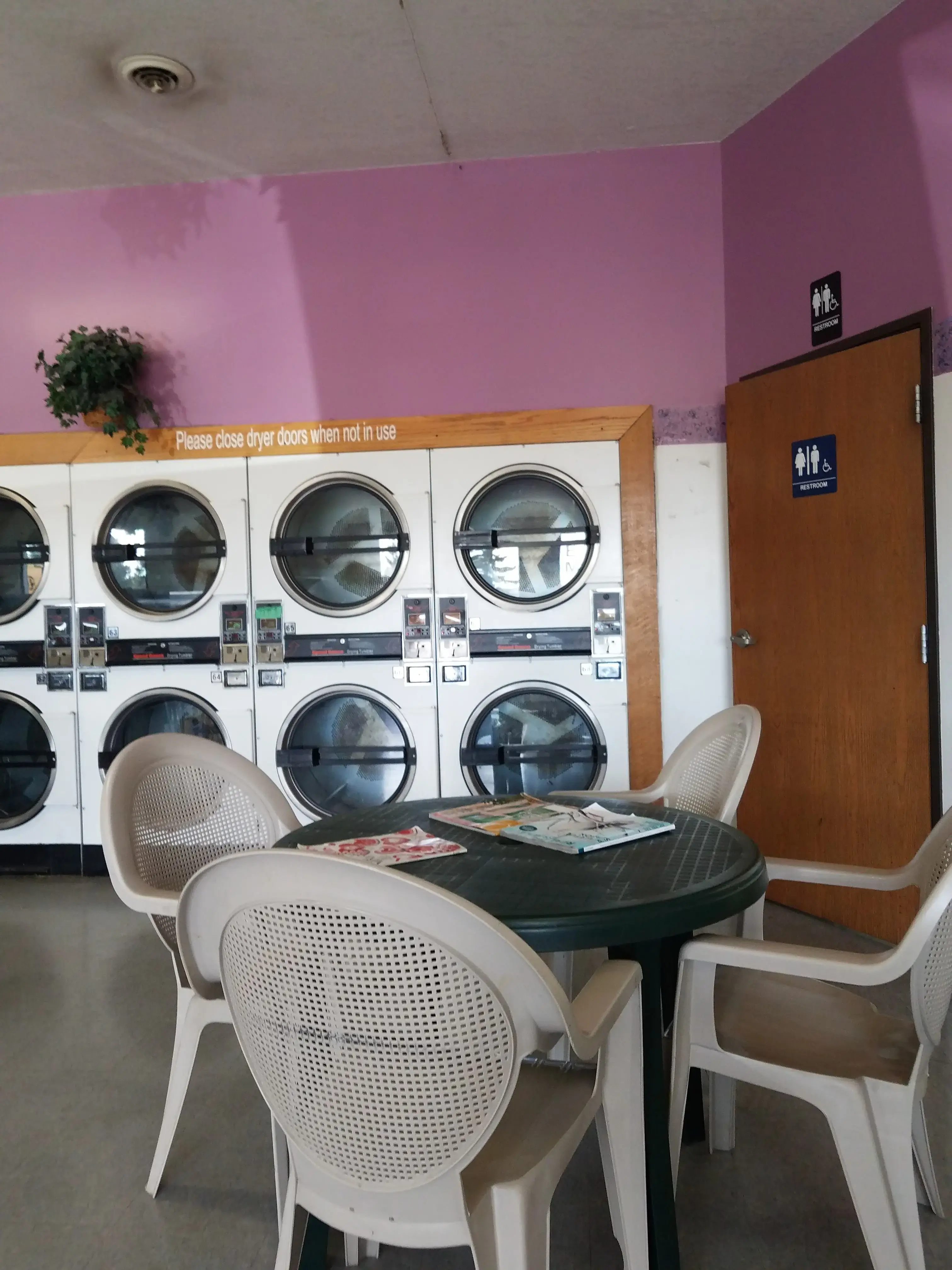 The Laundromat of Mt Pleasant thumbnail 14