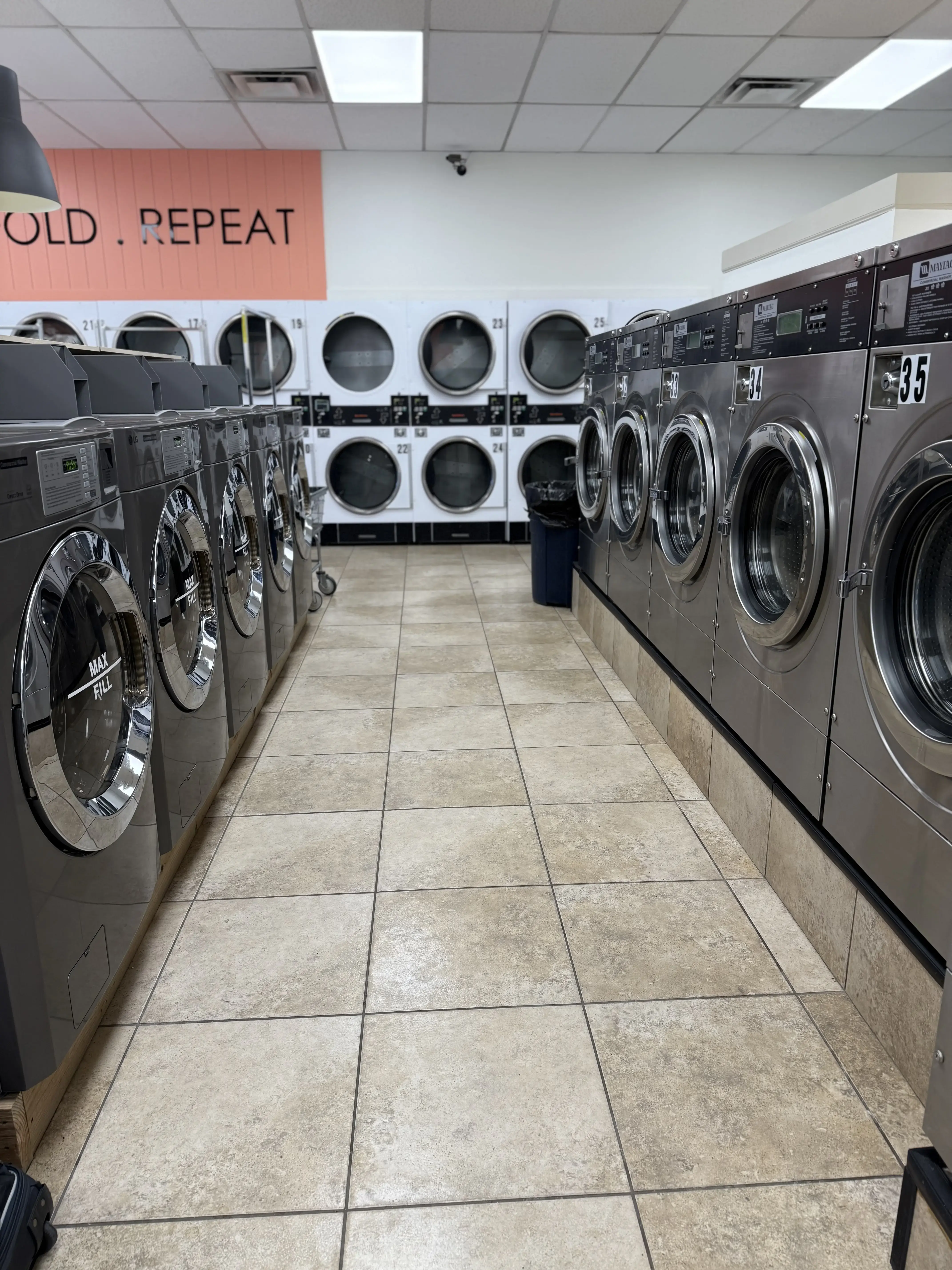 The Laundromat on Robbins - Image 11