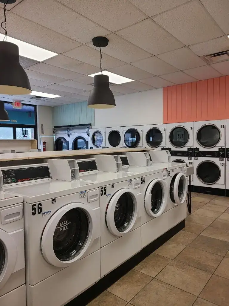 The Laundromat on Robbins - Image 13
