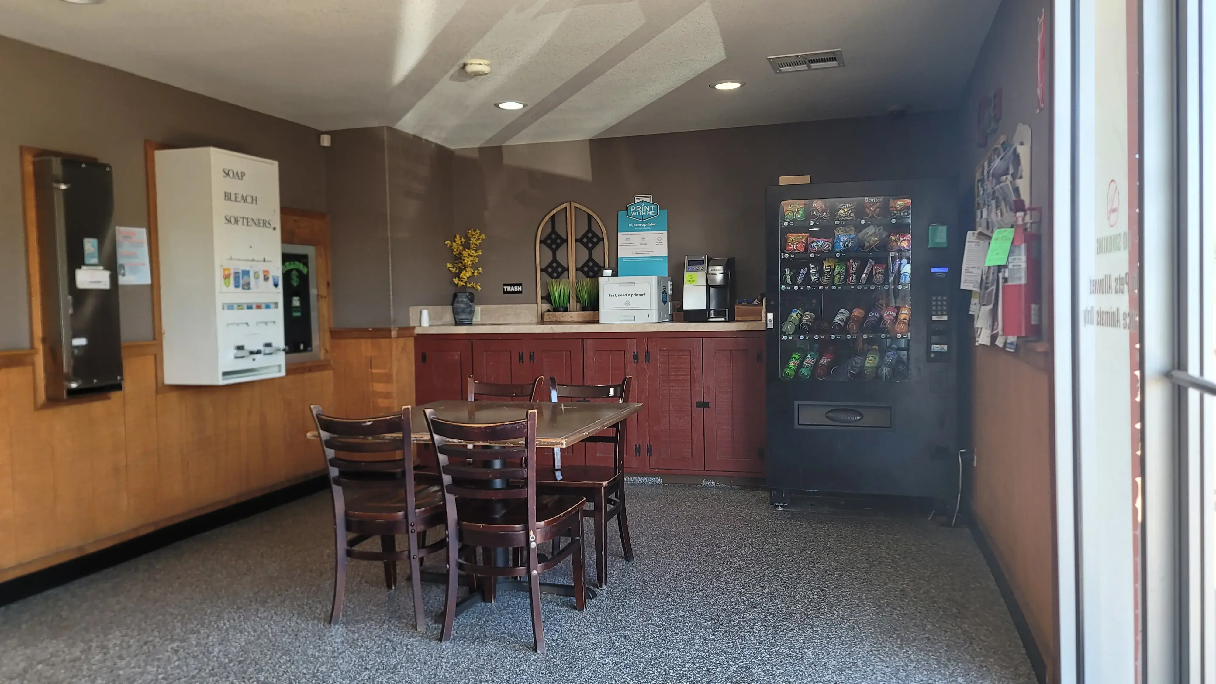 The Laundry Barn of Claremore | Drop off Laundry | Laundry Service | Laundromat thumbnail 10